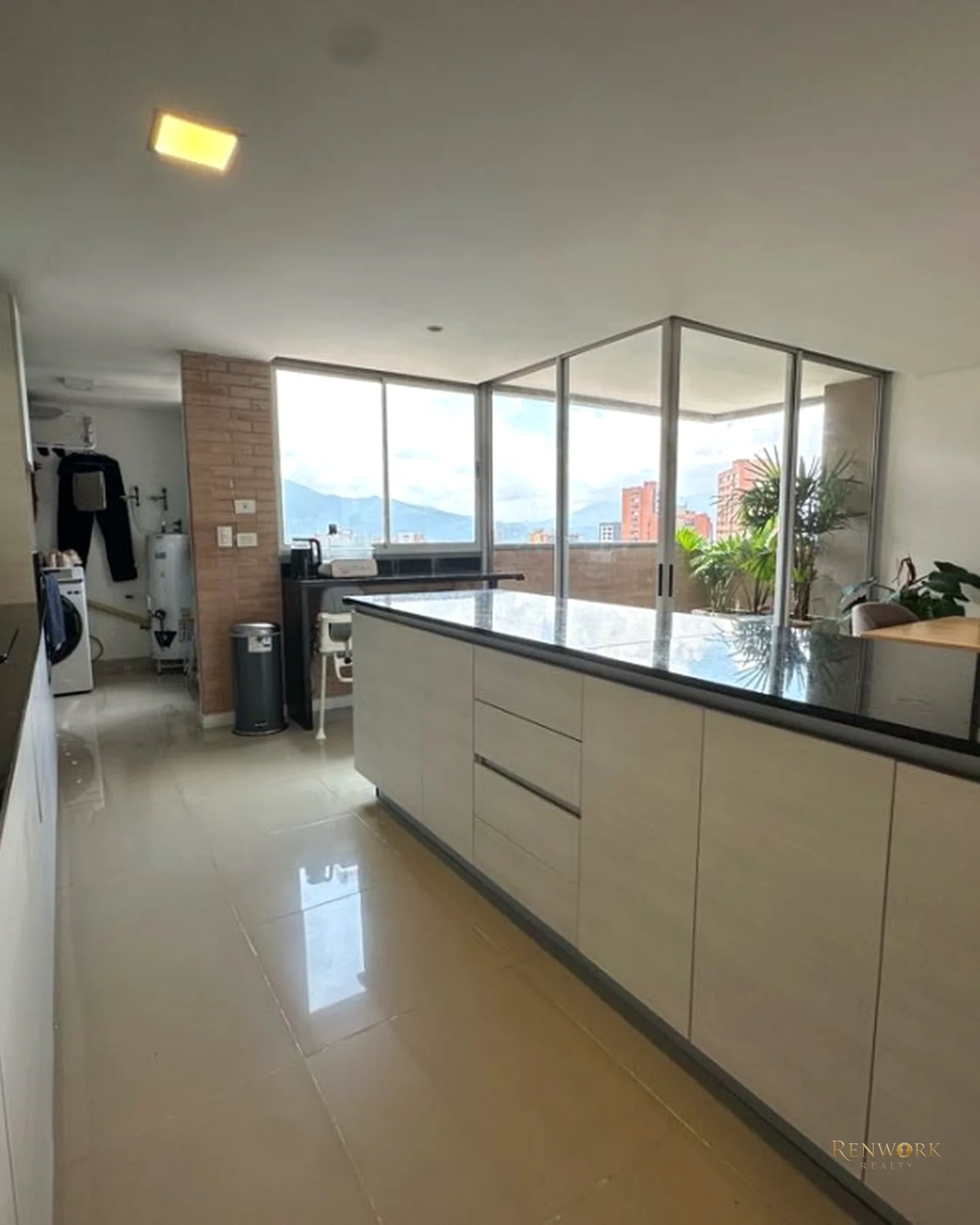 VENDO ESPECTACULAR APARTAMENTO EN EL TESORO, POBLADO · foto 7