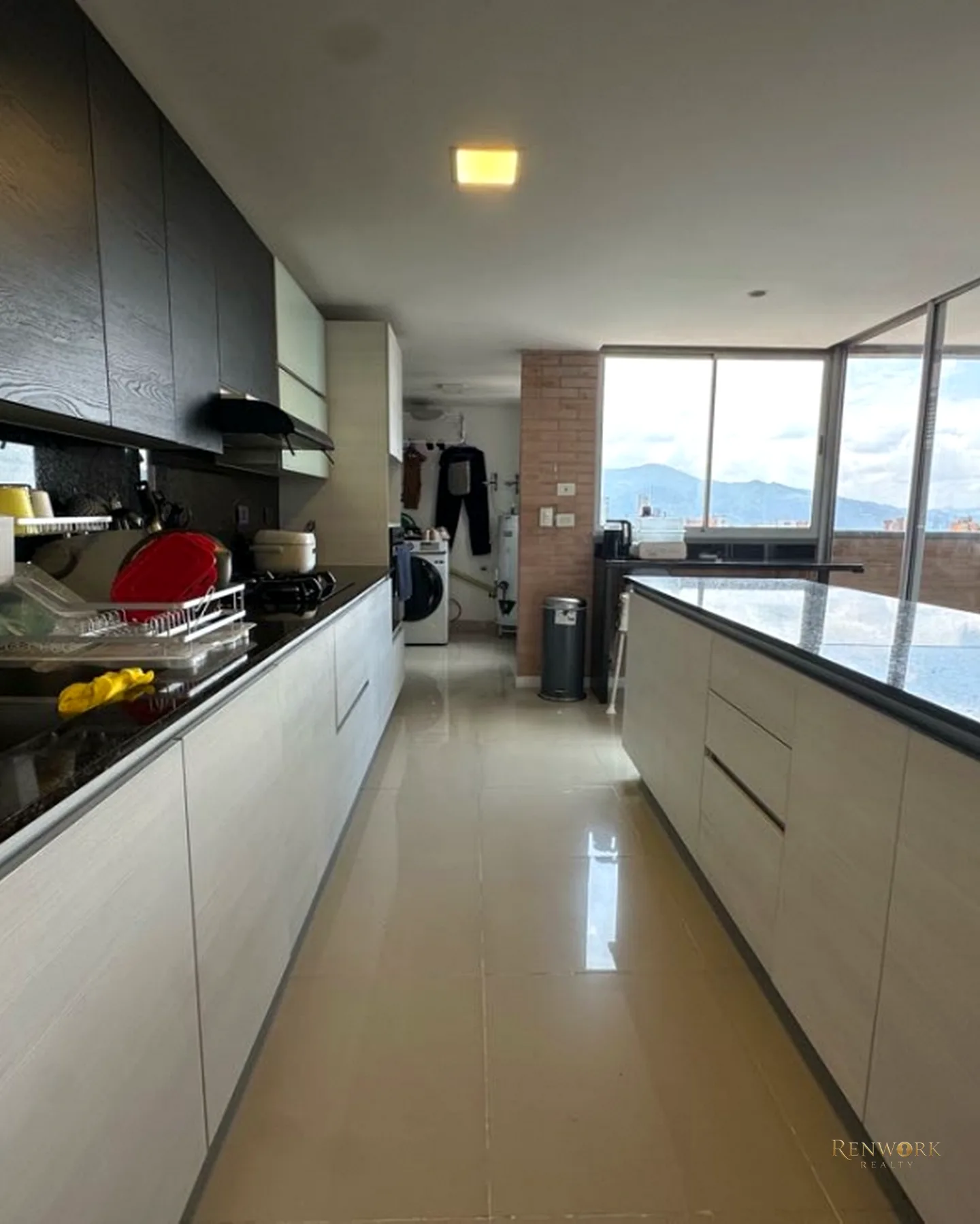 VENDO ESPECTACULAR APARTAMENTO EN EL TESORO, POBLADO · foto 6