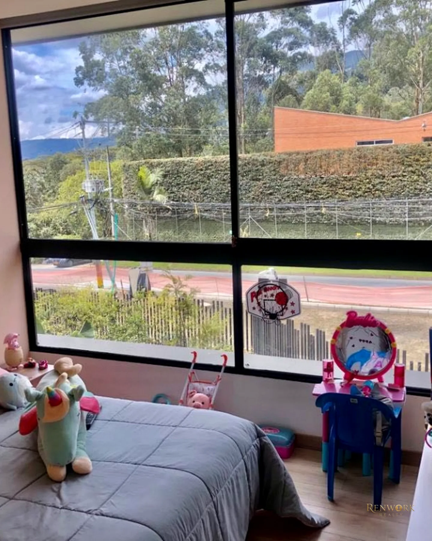 VENDO ESPECTACULAR APARTAMENTO EN LA LOMA DEL ESCOBERO, ENVIGADO · foto 9