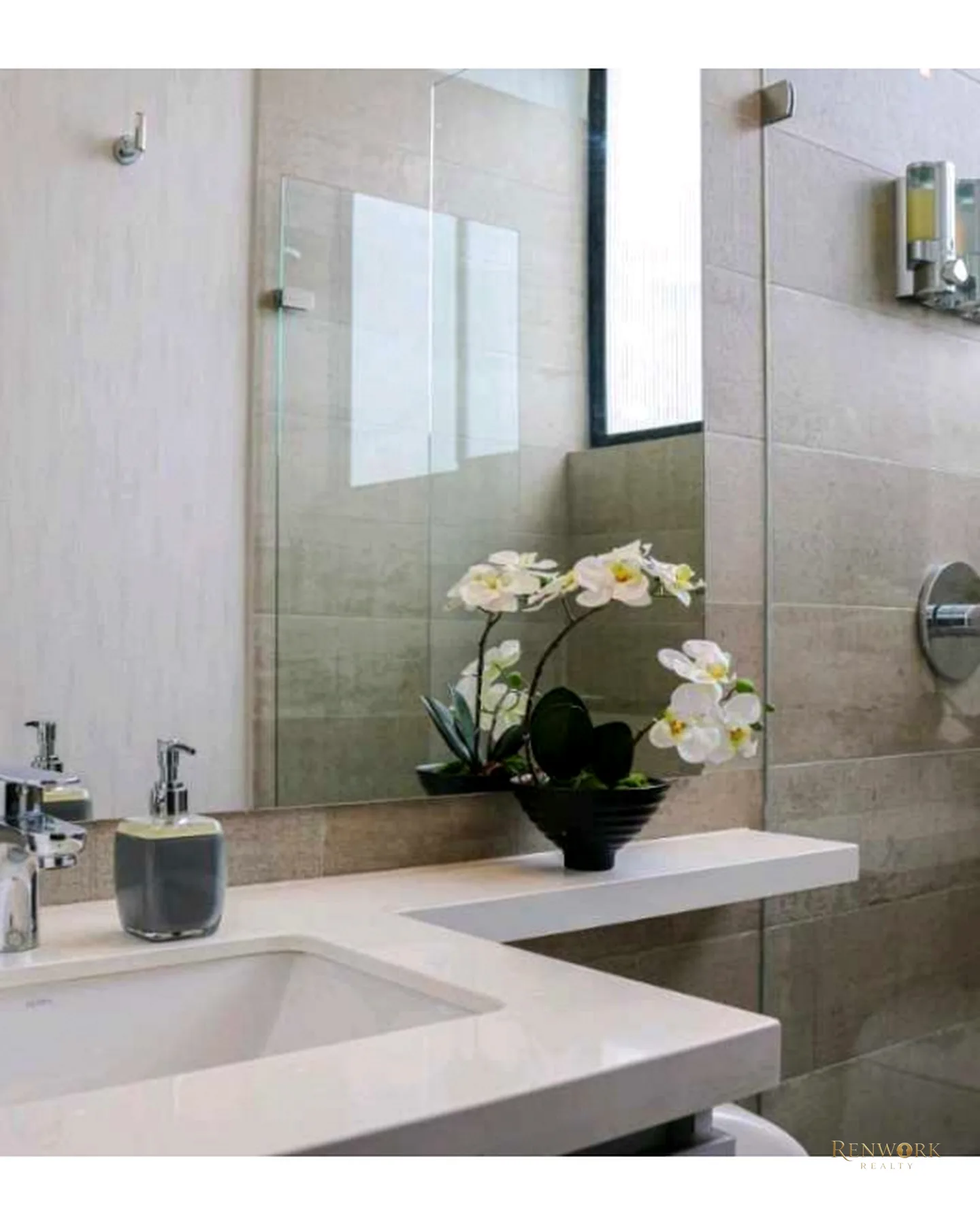 VENDO EXCELENTE APARTAMENTO POBLADO CERCA TESORO. RENTAS CORTAS · foto 18