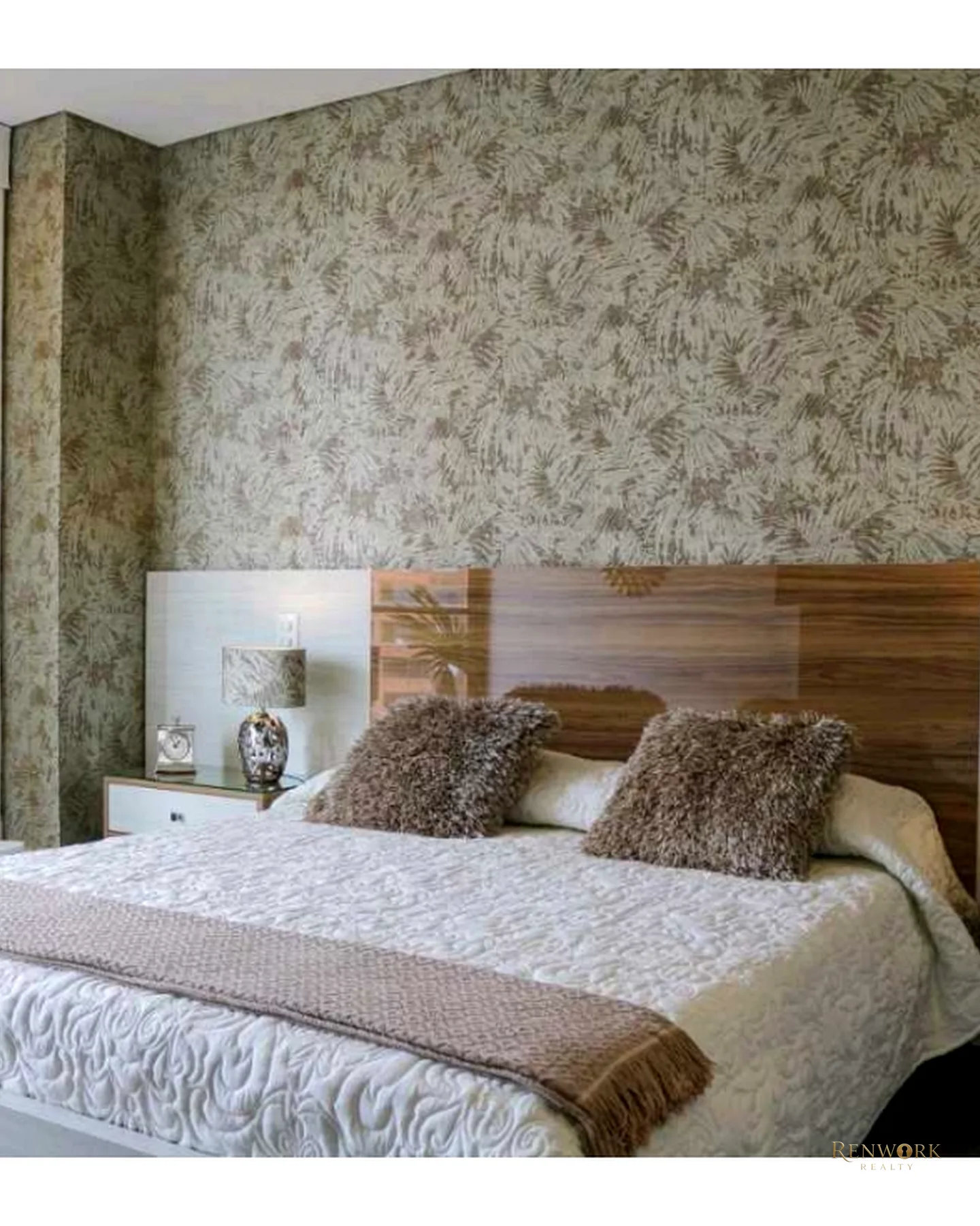 VENDO EXCELENTE APARTAMENTO POBLADO CERCA TESORO. RENTAS CORTAS · foto 11
