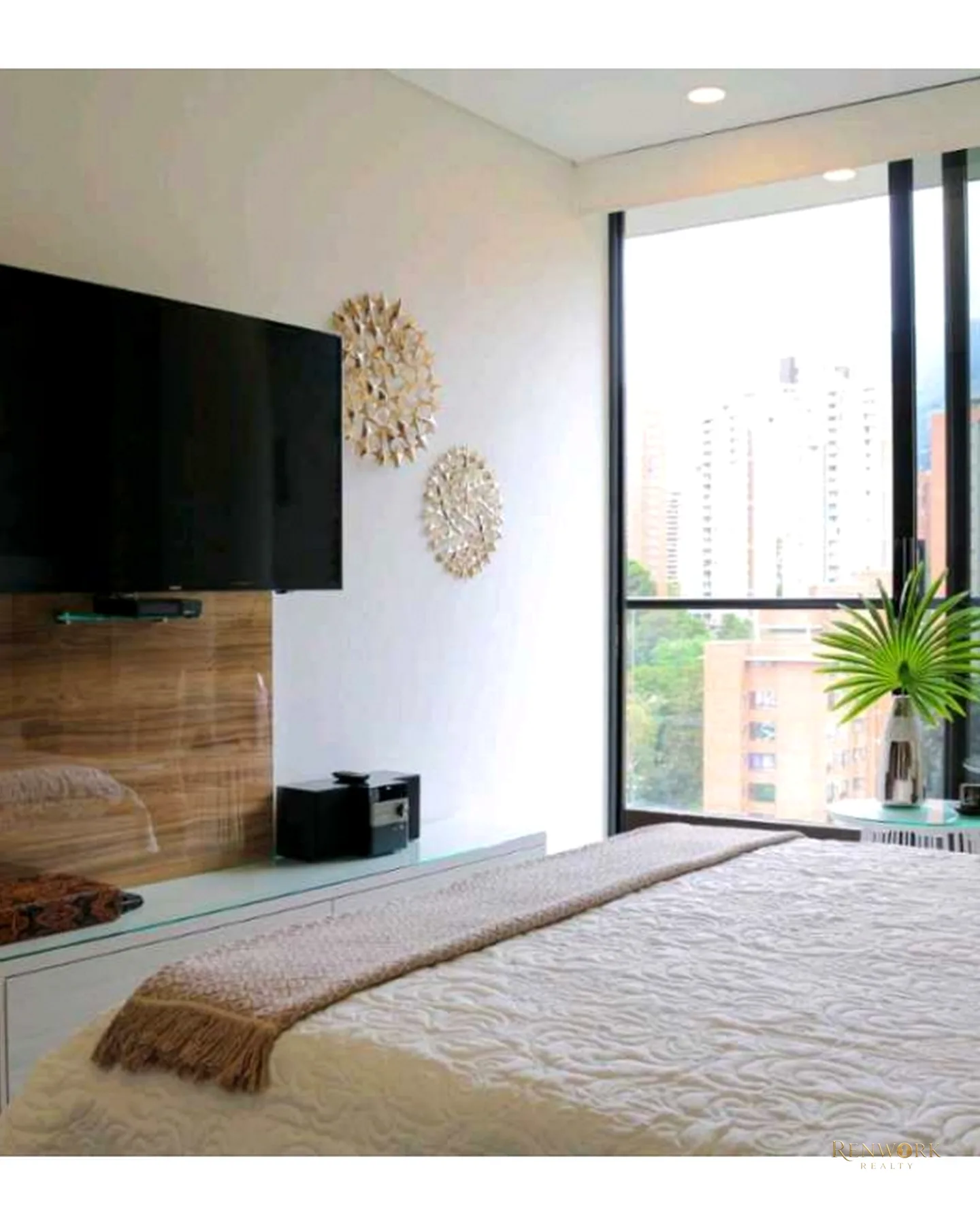 VENDO EXCELENTE APARTAMENTO POBLADO CERCA TESORO. RENTAS CORTAS · foto 15