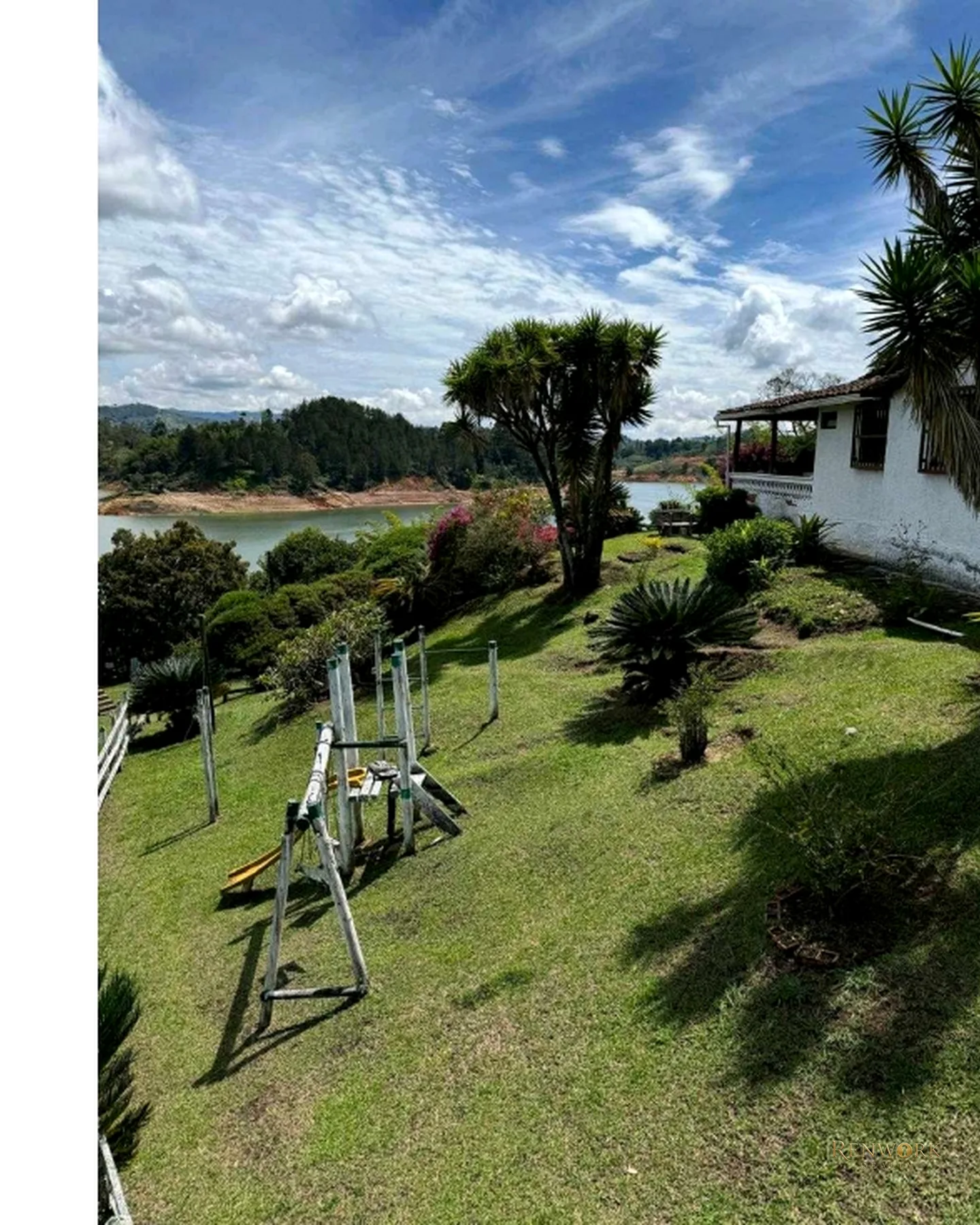 VENDO FINCA GUATAPE,ÁREA DE LOTE 16,194,ÁREA CONSTRUIDA 248.93 · foto 6