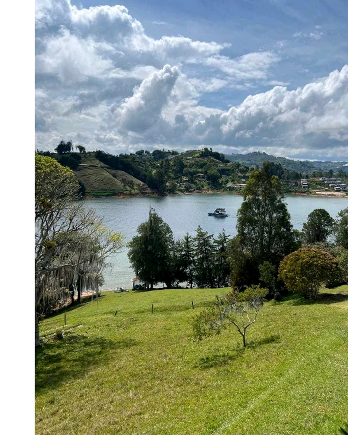 VENDO FINCA GUATAPE,ÁREA DE LOTE 16,194,ÁREA CONSTRUIDA 248.93 · foto 4