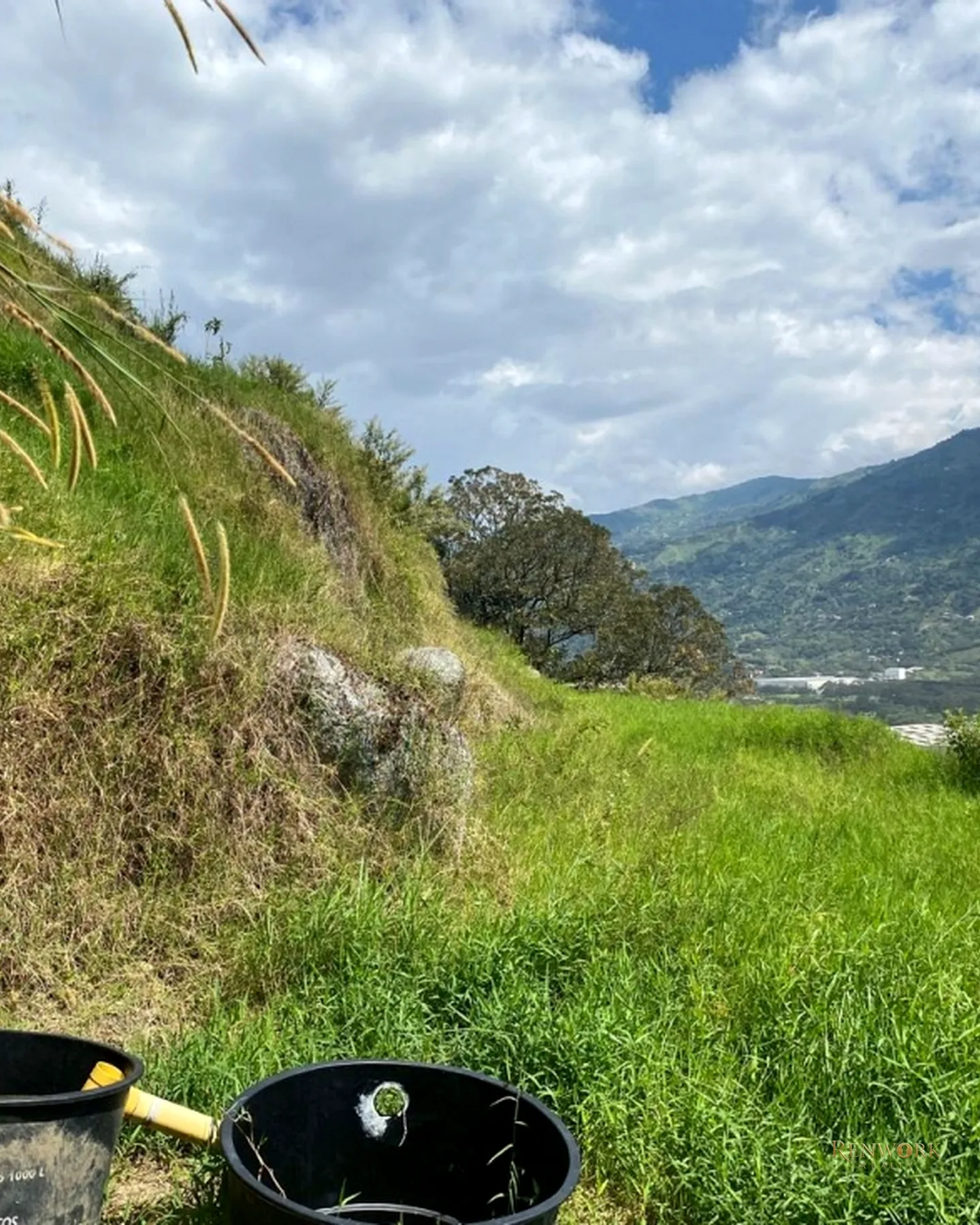 VENDO LOTE EN GIRARDOTA A 2 MINUTOS DE LA AUTOPISTA · foto 4