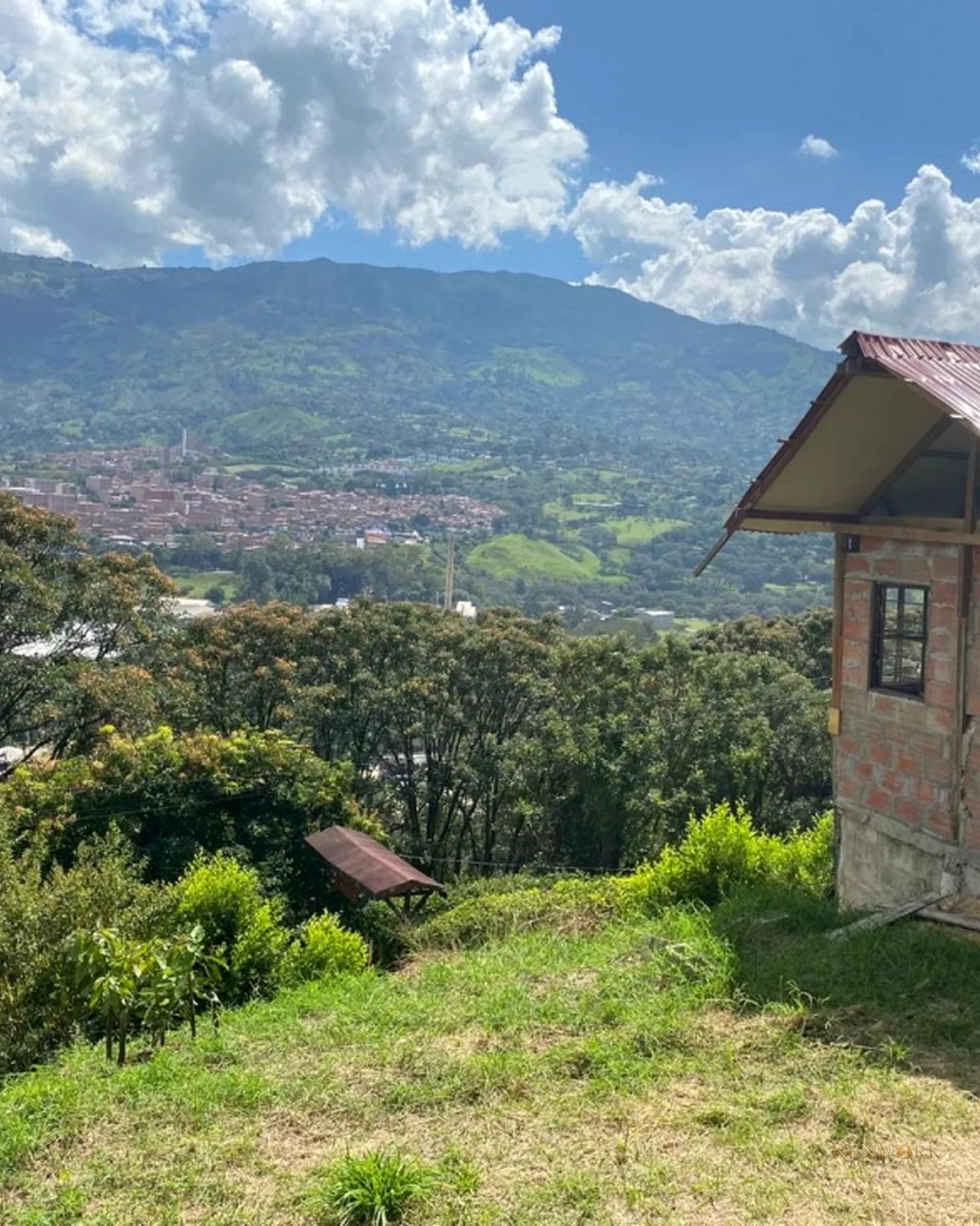 VENDO LOTE EN GIRARDOTA A 2 MINUTOS DE LA AUTOPISTA · foto 3