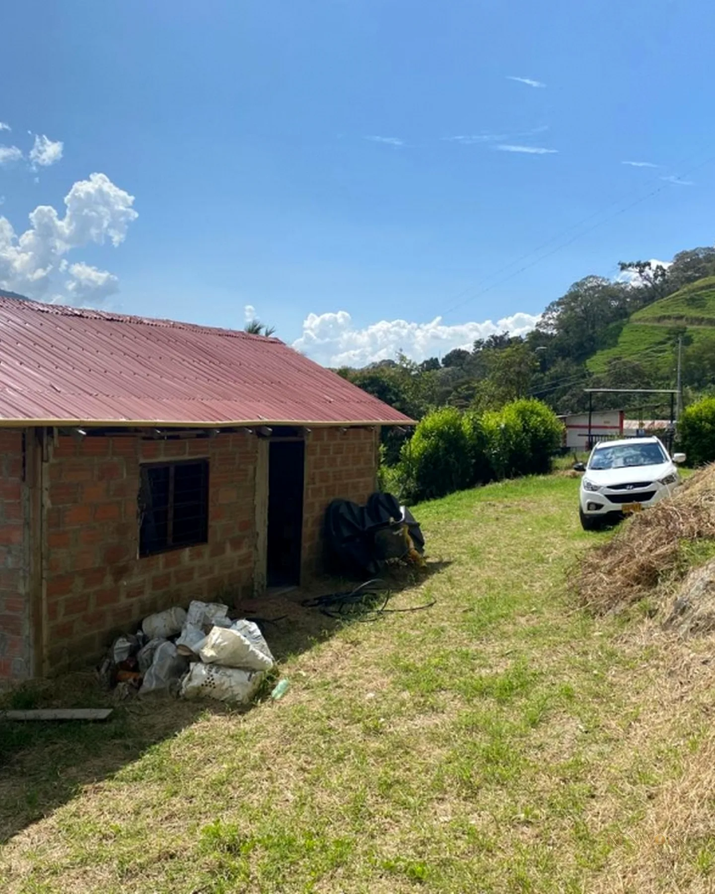 VENDO LOTE EN GIRARDOTA A 2 MINUTOS DE LA AUTOPISTA · foto 9