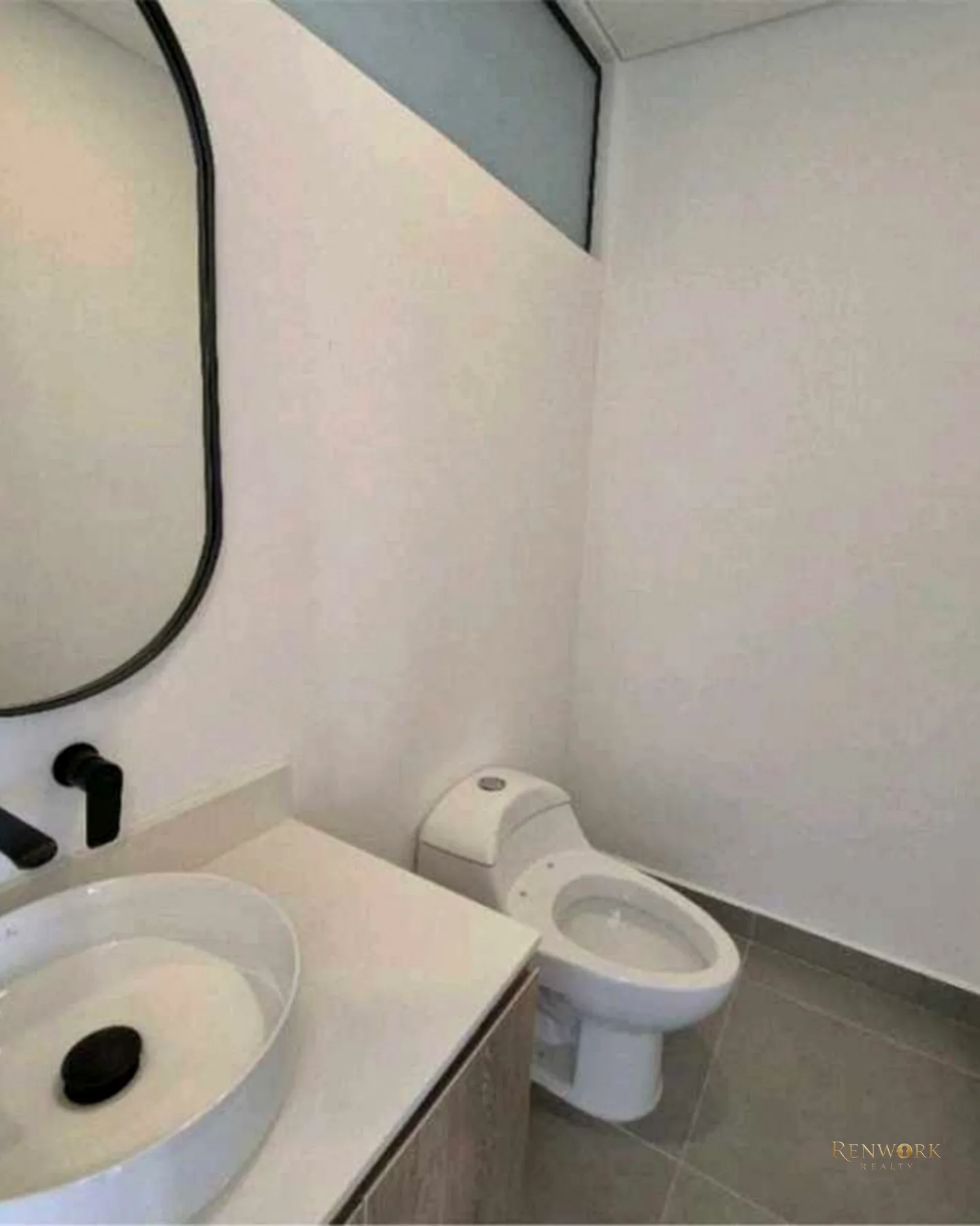 VENDO MODERNO APARTAMENTO PARA ESTRENAR CASTROPOL POBLADO · foto 21