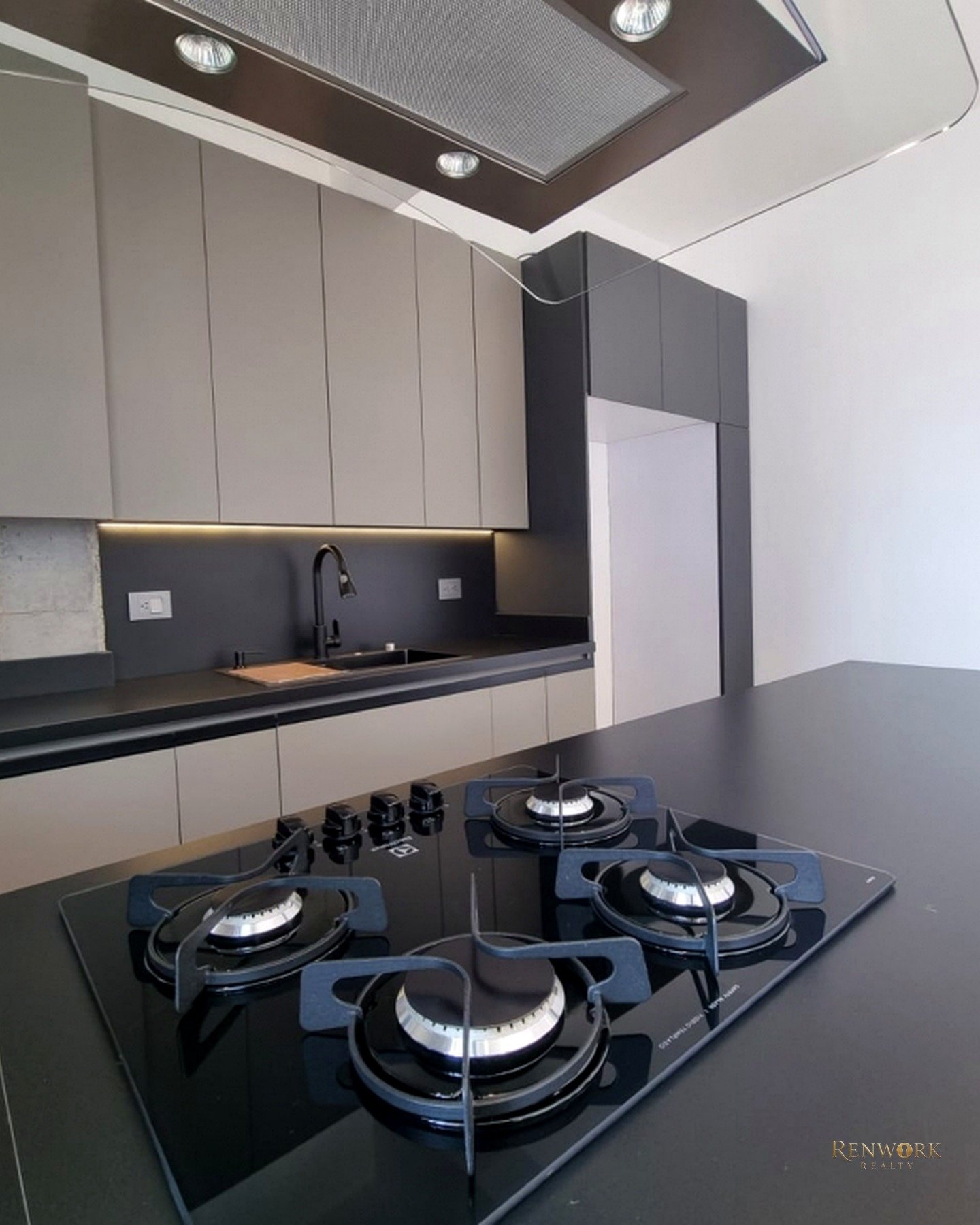 VENDO PENTHOUSE DUPLEX CONQUISTADORES MEDELLÍN (AIRBNB) · foto 4