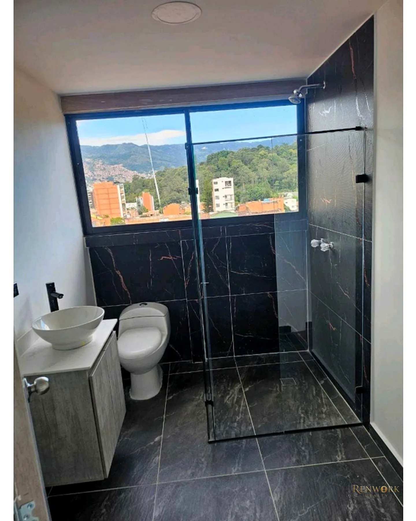 VENDO PENTHOUSE NUEVO EN BELEN FATIMA · foto 11