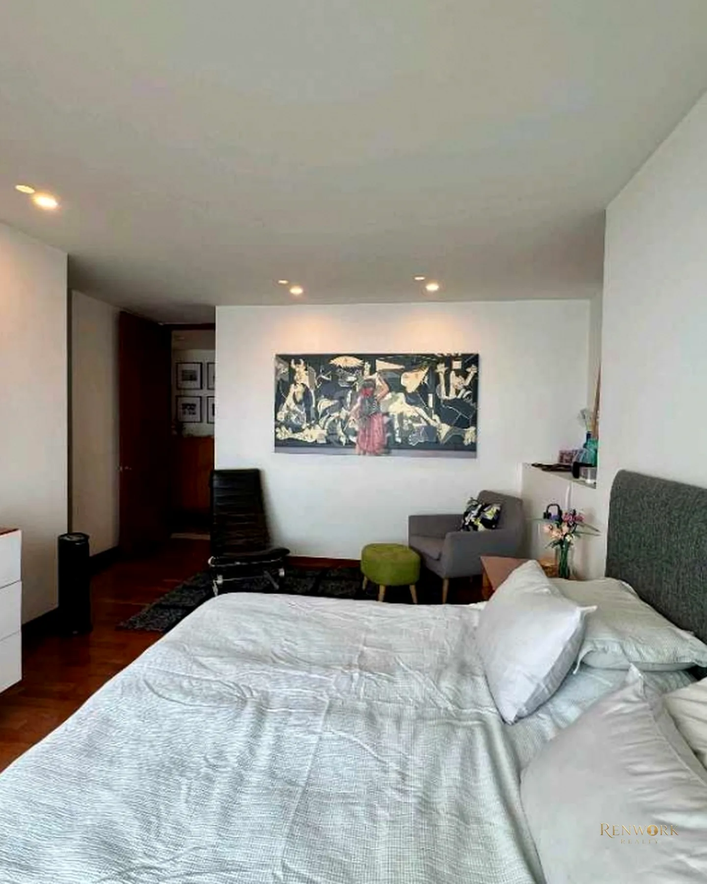 VENDO POBLADO PALMAS,ARÉA 232.12 MTRS,VALOR$2800 · foto 9