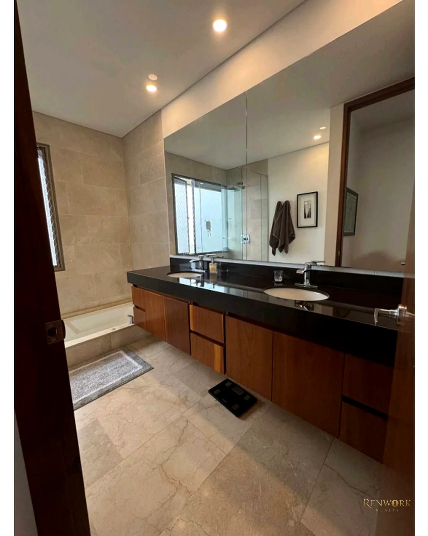 VENDO POBLADO PALMAS,ARÉA 232.12 MTRS,VALOR$2800 · foto 10