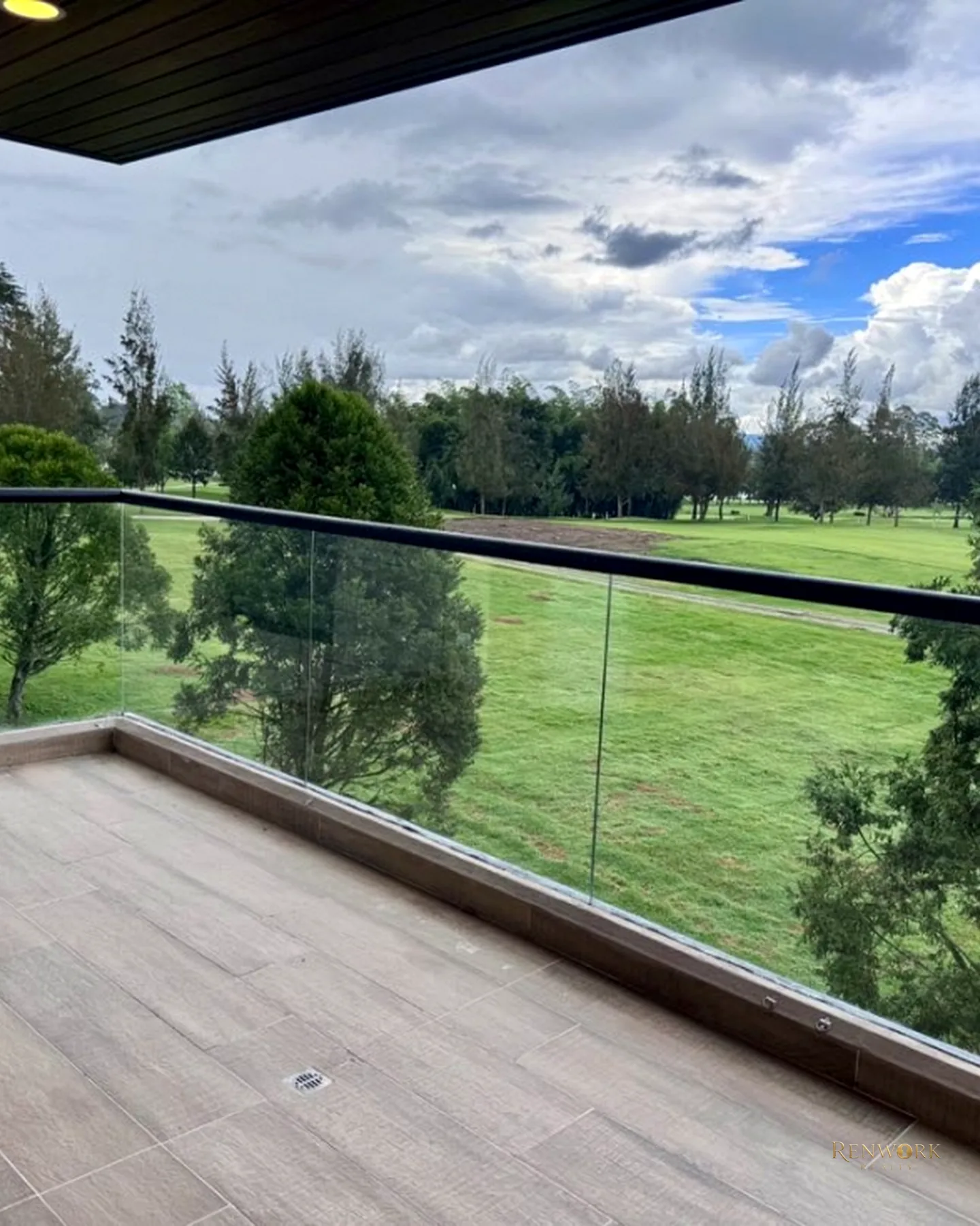 VENDO VERDI LLANOGRANDE MIRANDO AL CAMPO DE GOLF CLUB · foto 17
