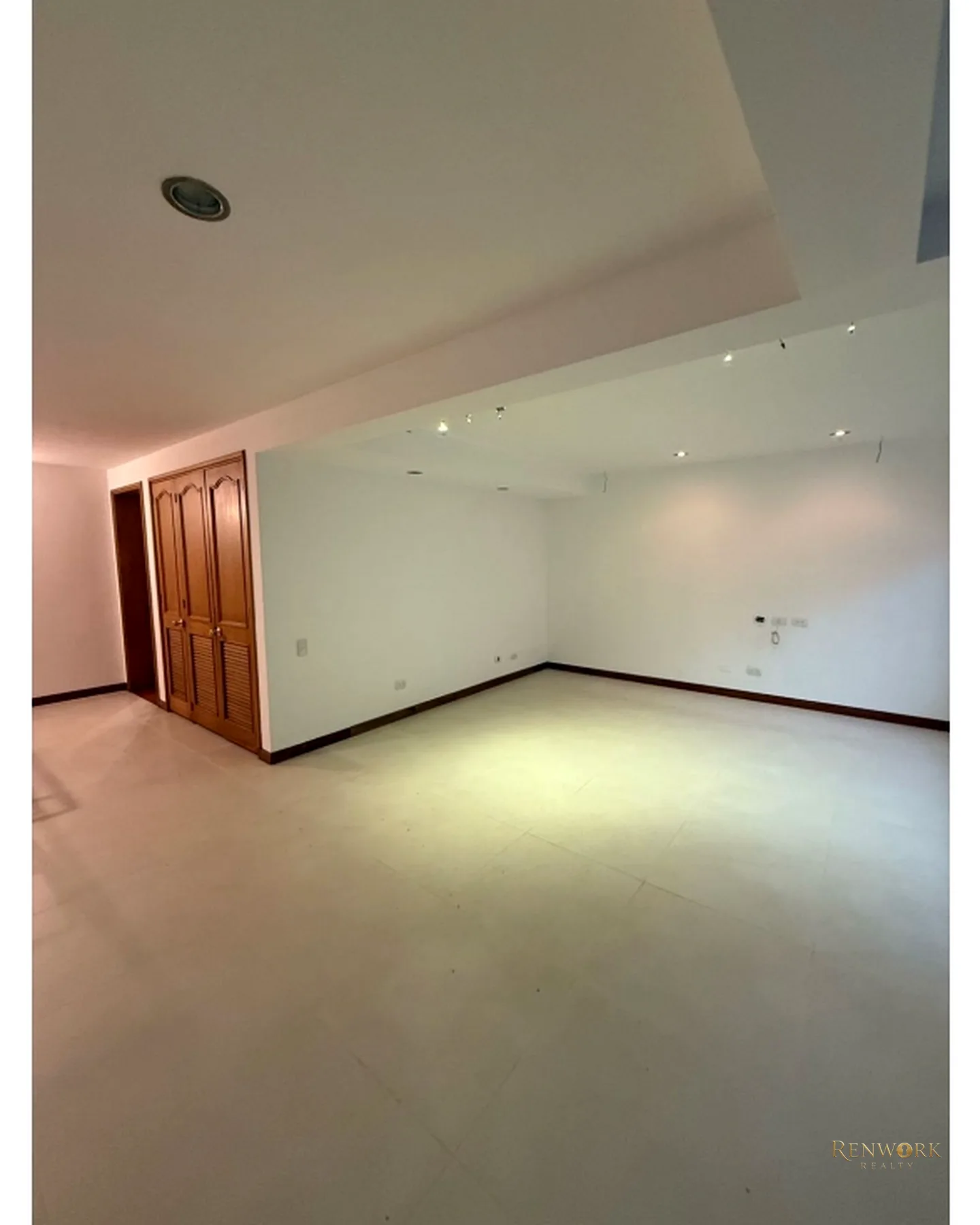 VENTA ALQUILER CASA SEPARADA BENEDICTINOS 305M2 TERRAZA · foto 11
