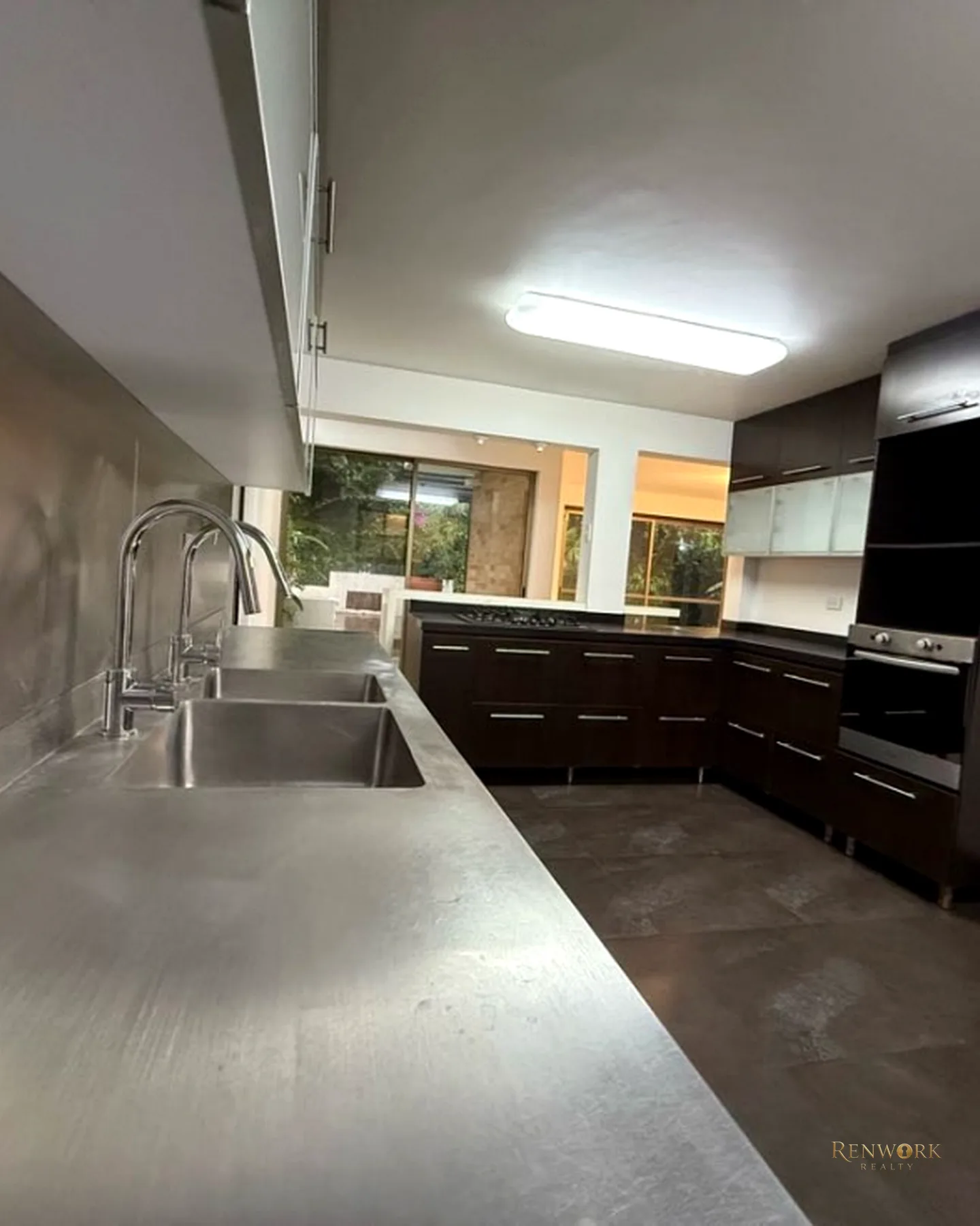 VENTA ALQUILER CASA SEPARADA BENEDICTINOS 305M2 TERRAZA · foto 2