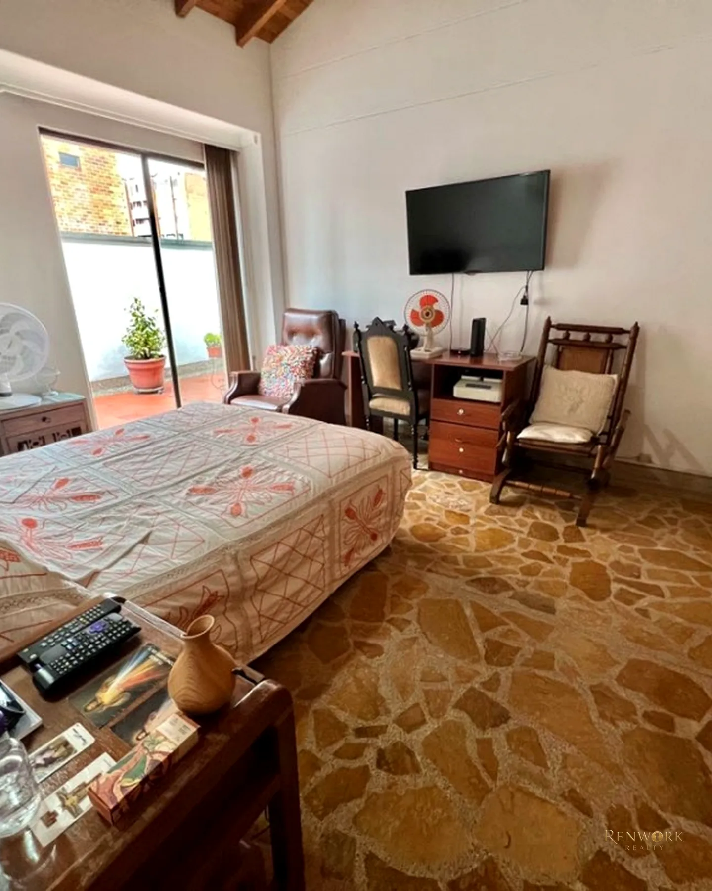 VENTA AMPLIO APARTAMENTO DUPLEX LAURELES MEDELLÍN 264,39 MTS2 · foto 10
