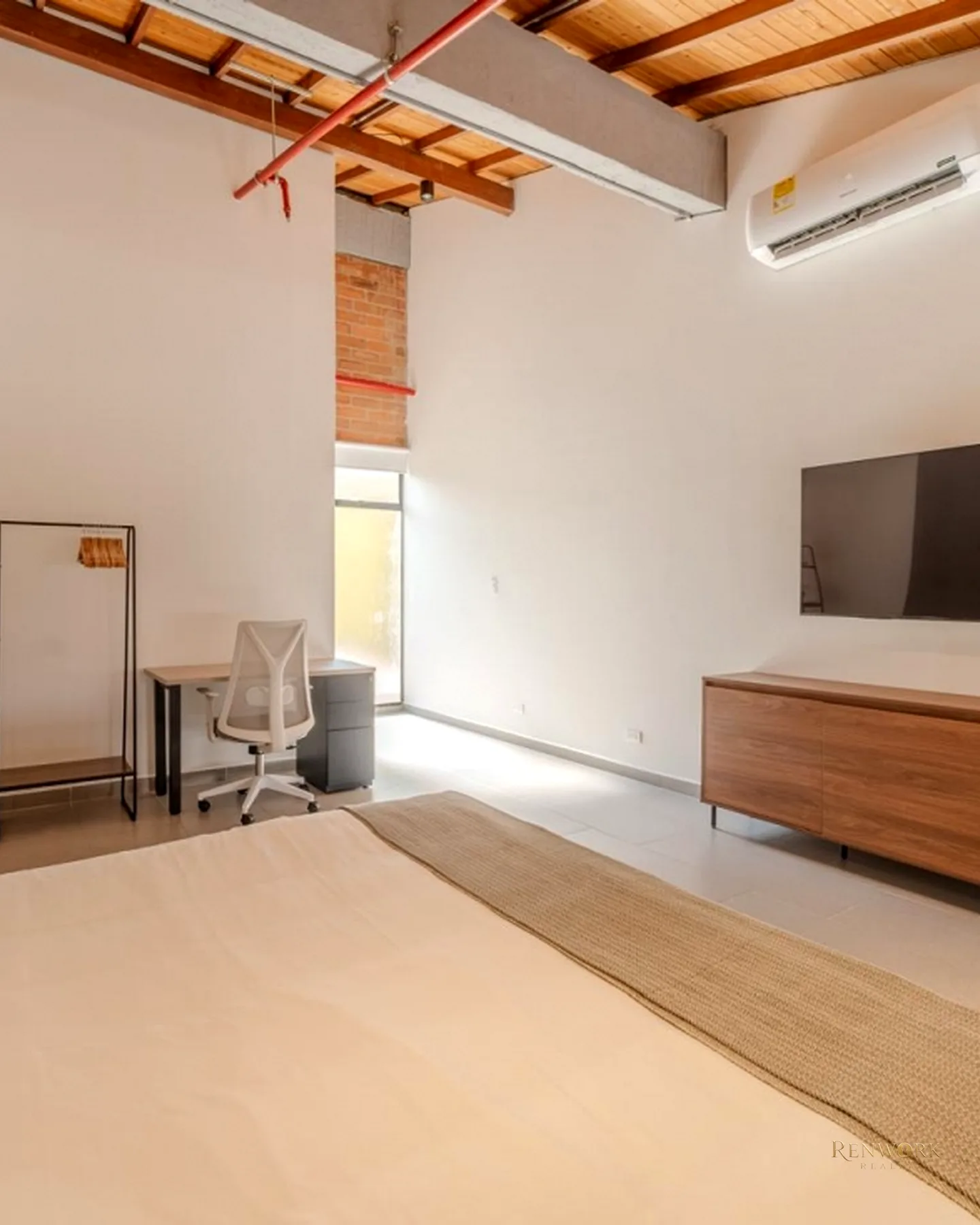 VENTA APARTA ESTUDIO LAURELES MEDELLÍN 80,67 MTS2 **AIRBNB** · foto 14