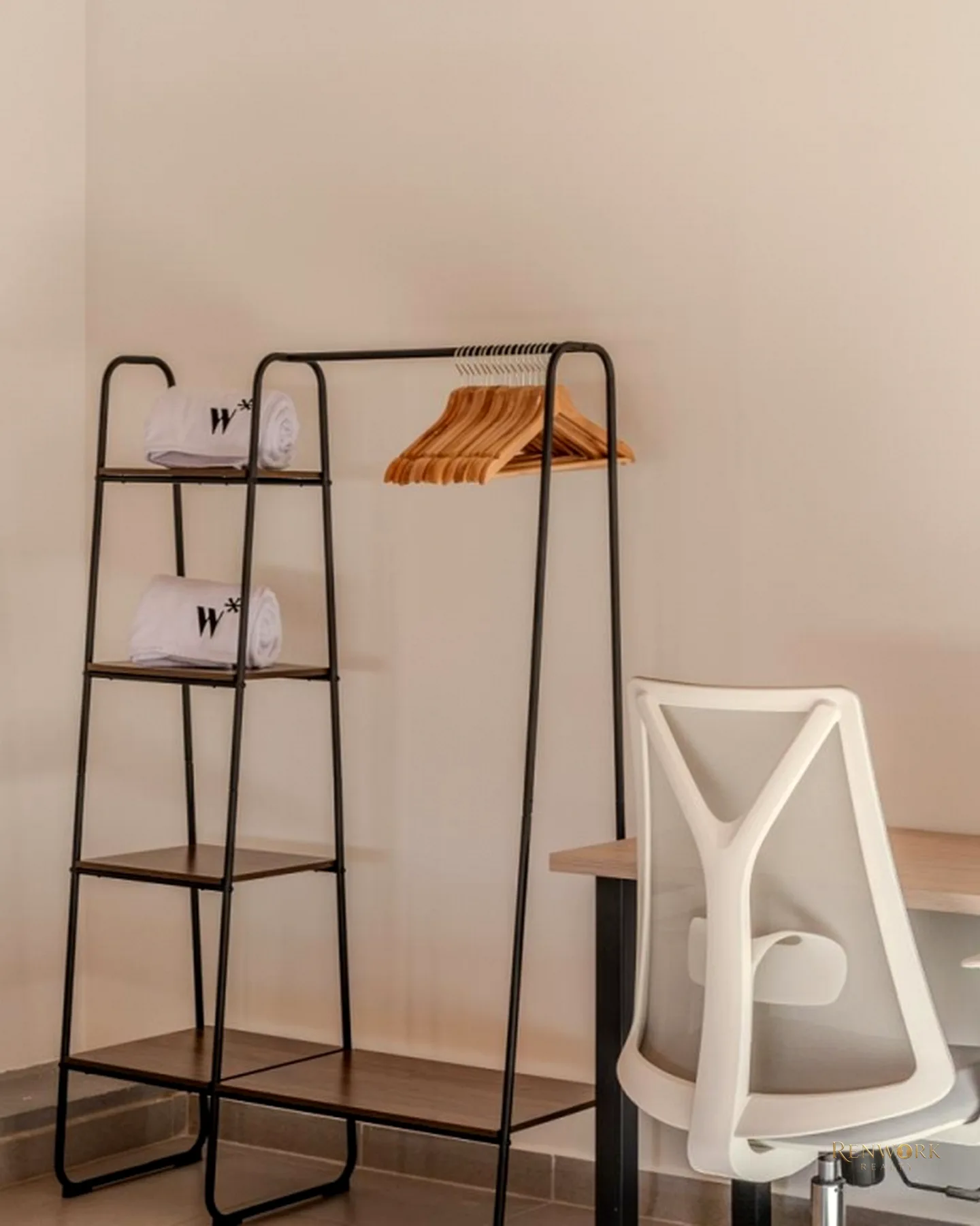 VENTA APARTA ESTUDIO LAURELES MEDELLÍN 80,67 MTS2 **AIRBNB** · foto 12