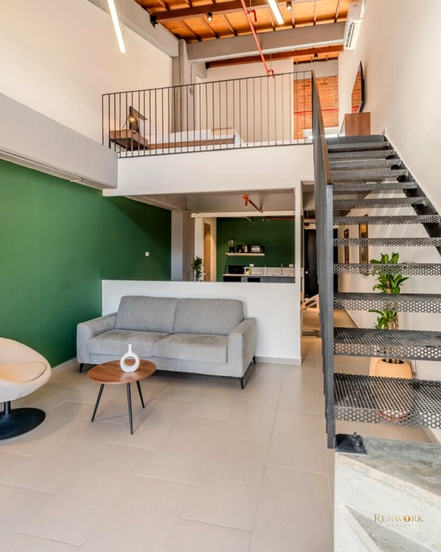 VENTA APARTA ESTUDIO LAURELES MEDELLÍN 80,67 MTS2 **AIRBNB** · foto 2