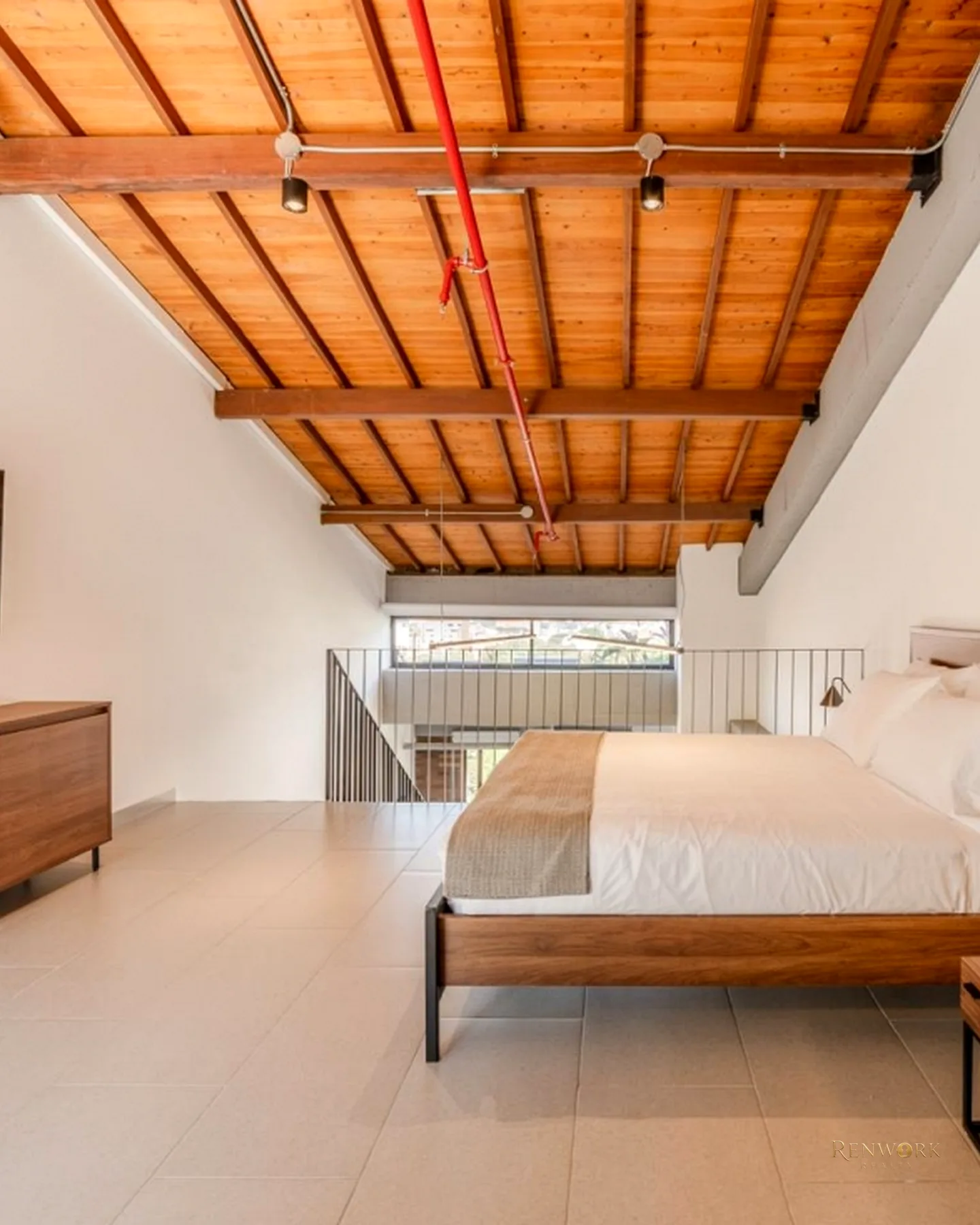 VENTA APARTA ESTUDIO LAURELES MEDELLÍN 80,67 MTS2 **AIRBNB** · foto 17