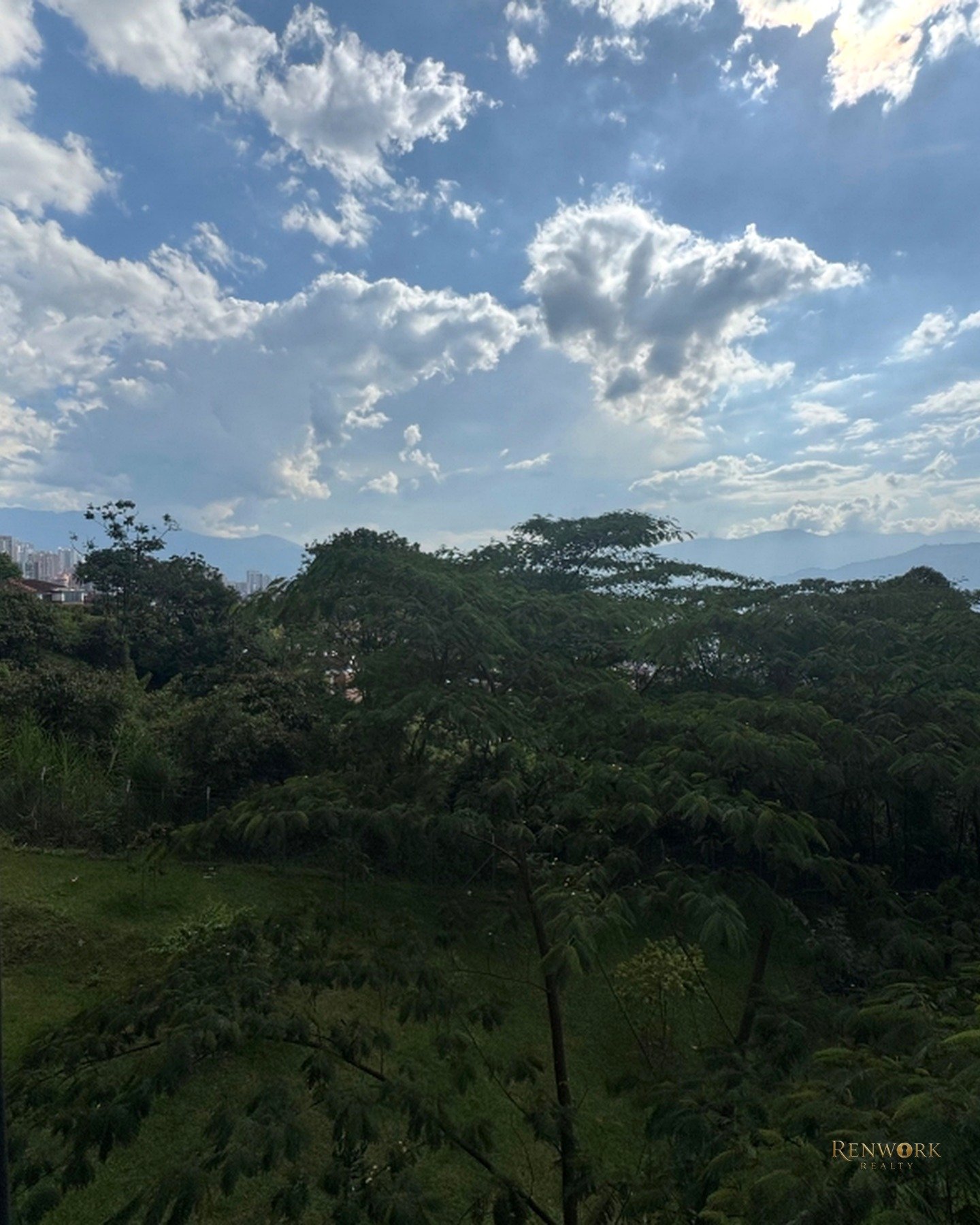 VENTA APARTAESTUDIO ALTOS DEL POBLADO – MEDELLÍN · foto 19