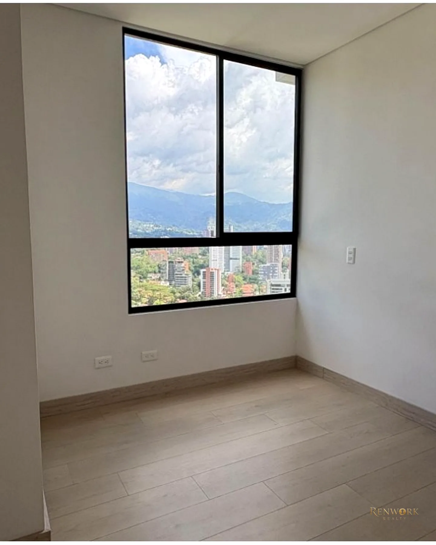 VENTA APARTAMENTO AIRBNB EL POBLADO ESTRENAR VIA LINARES EXCLUSIVO · foto 4