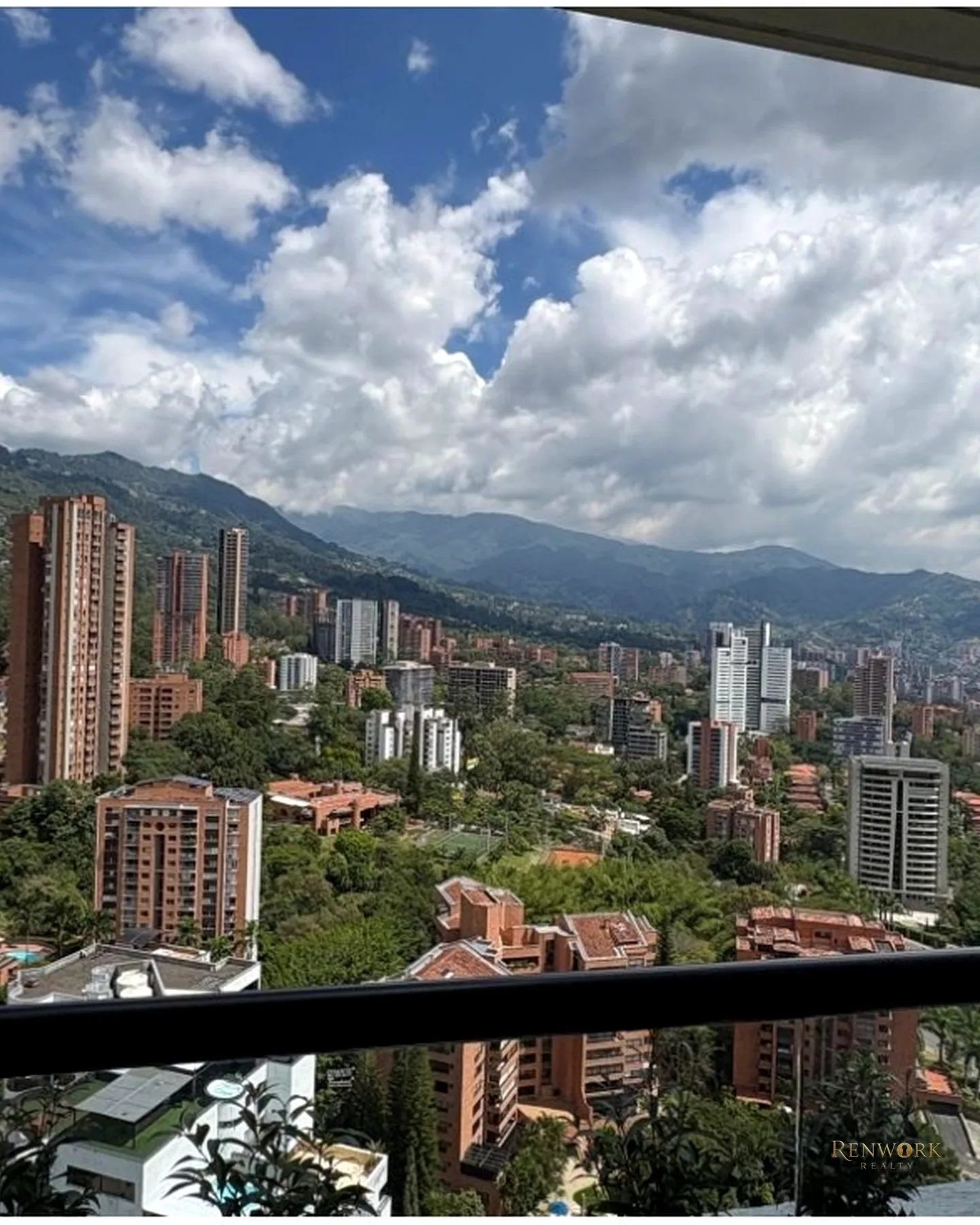 VENTA APARTAMENTO AIRBNB EL POBLADO ESTRENAR VIA LINARES EXCLUSIVO · foto 9