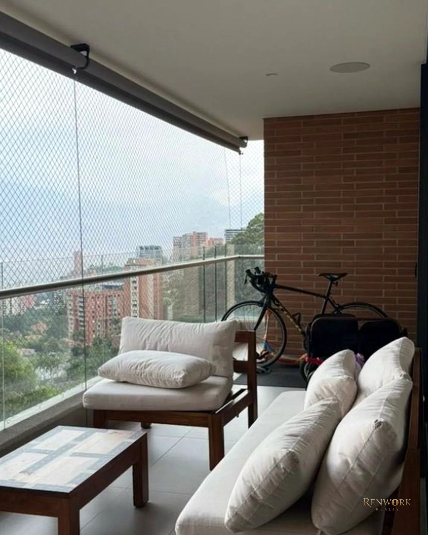 VENTA APARTAMENTO ALTOS DEL POBLADO · foto 9