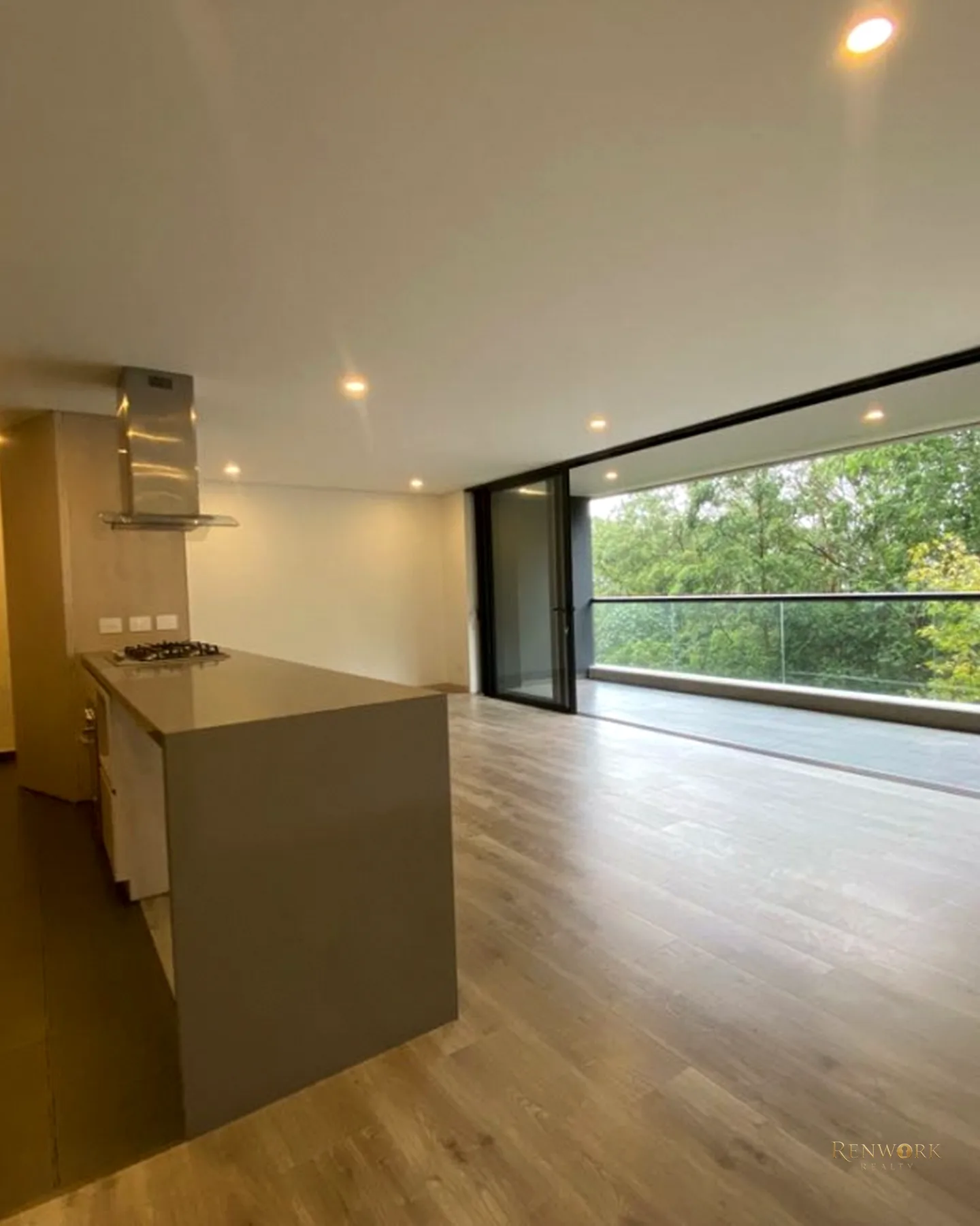 VENTA APARTAMENTO ALTOS DEL POBLADO MAZANTI · foto 6