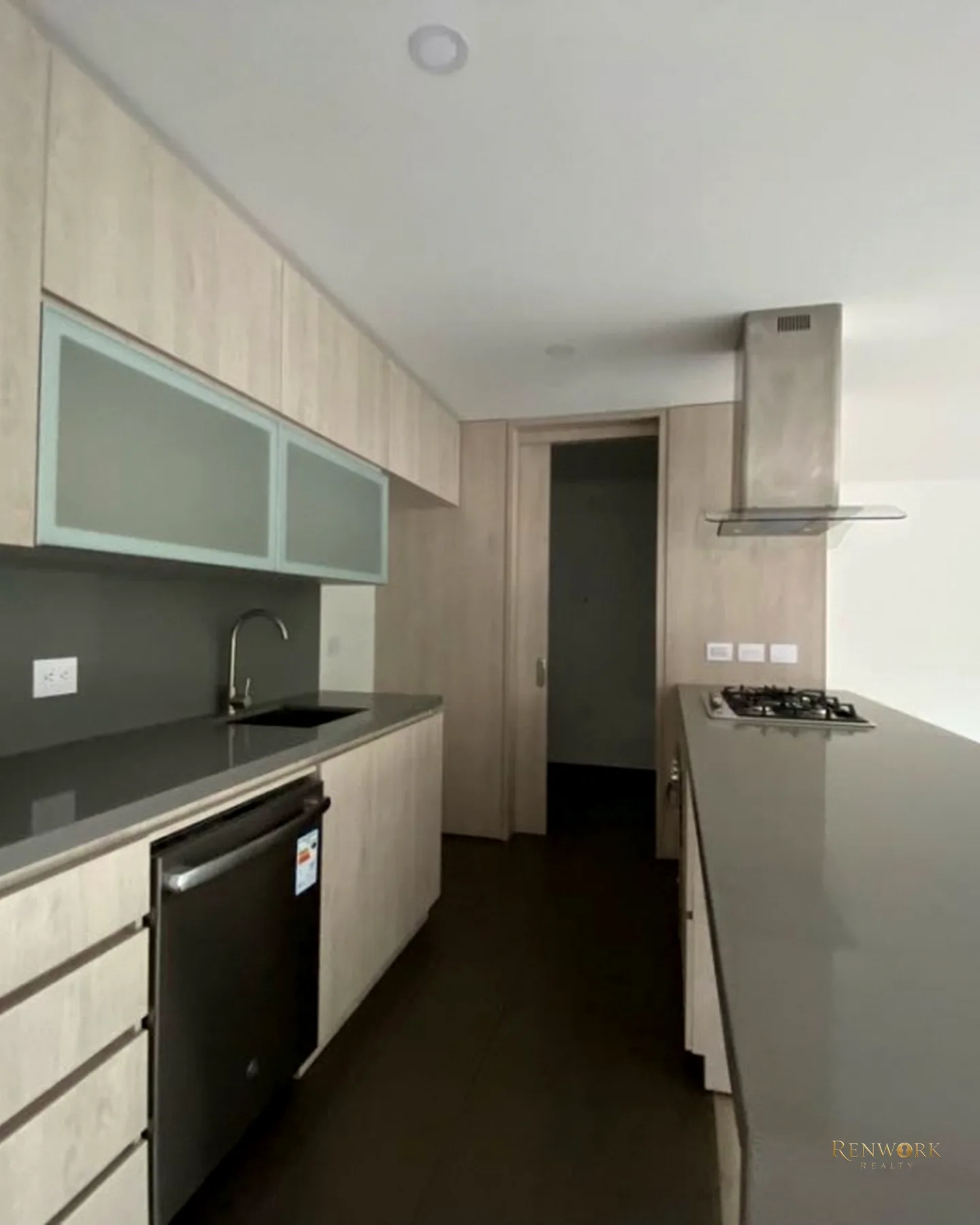 VENTA APARTAMENTO ALTOS DEL POBLADO MAZANTI · foto 2