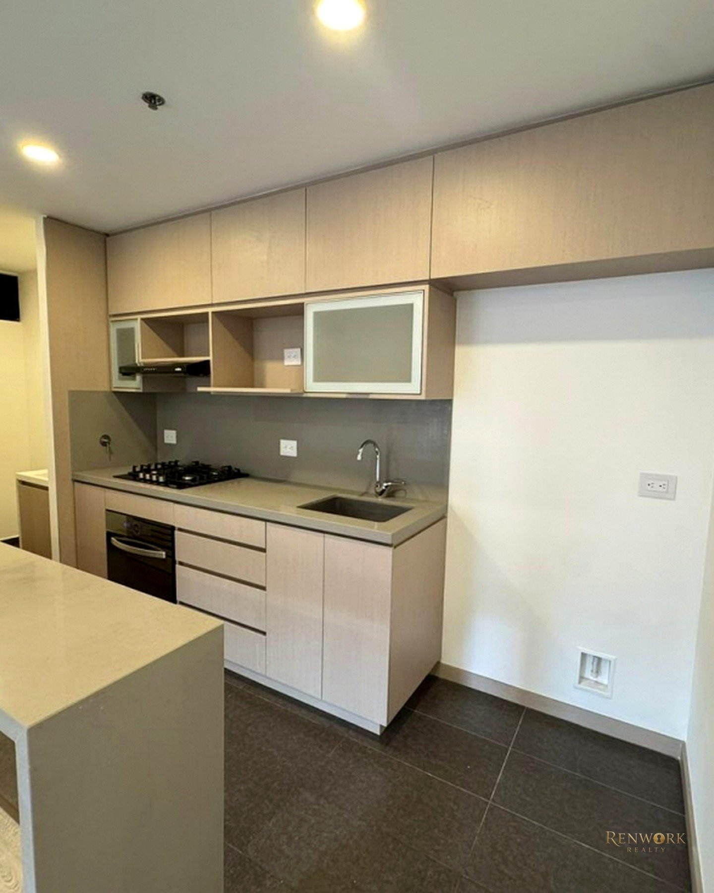 VENTA APARTAMENTO ALTOS DEL POBLADO, PISO ALTO. · foto 7