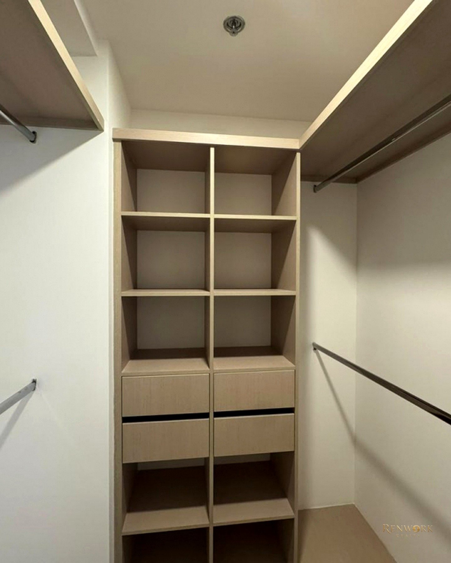 VENTA APARTAMENTO ALTOS DEL POBLADO, PISO ALTO. · foto 18