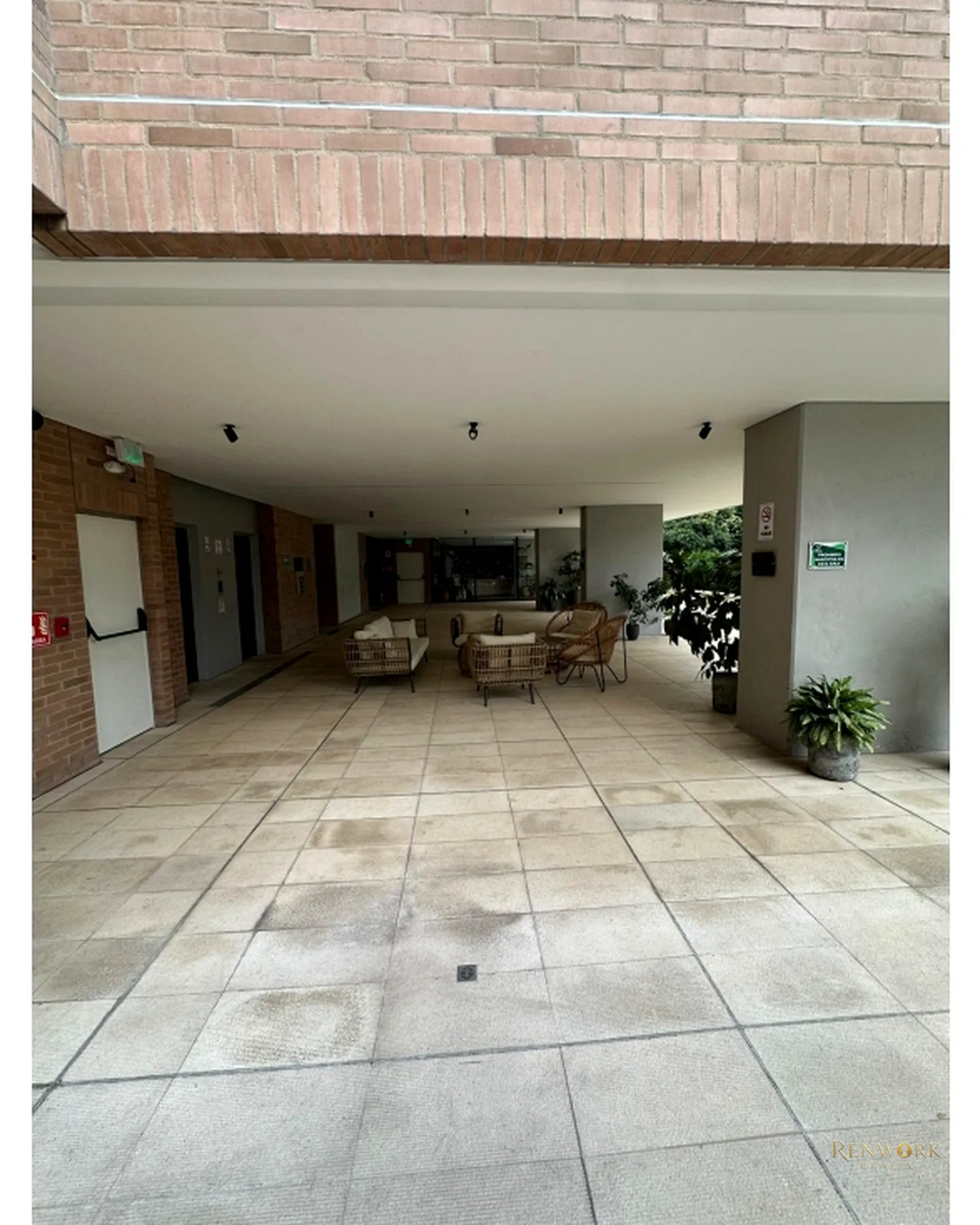 VENTA APARTAMENTO AMOBLADO - CASTROPOL, MEDELLÍN · foto 22