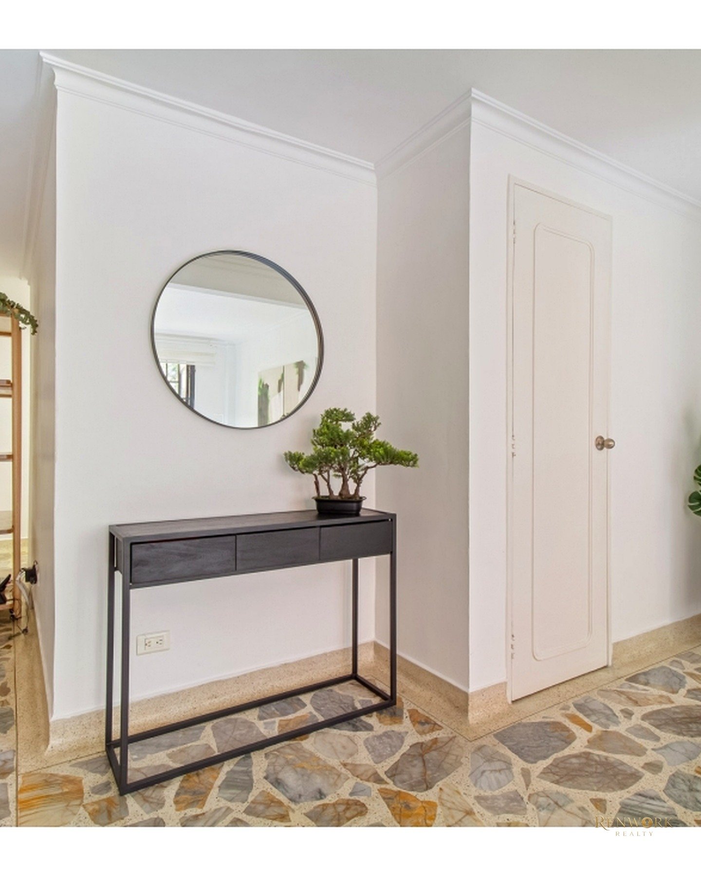 VENTA APARTAMENTO AMOBLADO LAURELES MEDELLÍN · foto 5