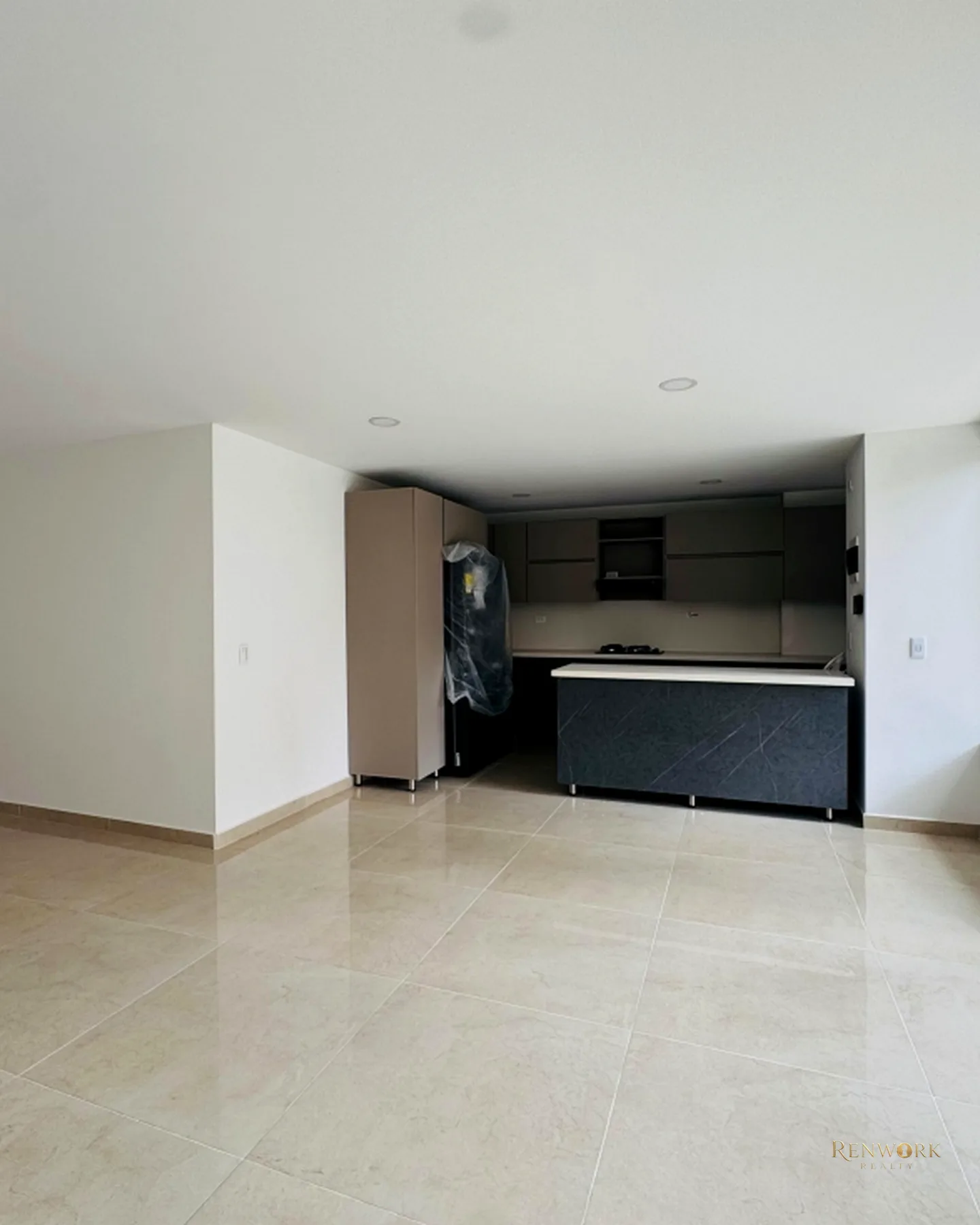 VENTA APARTAMENTO - CASTELLANA · foto 2
