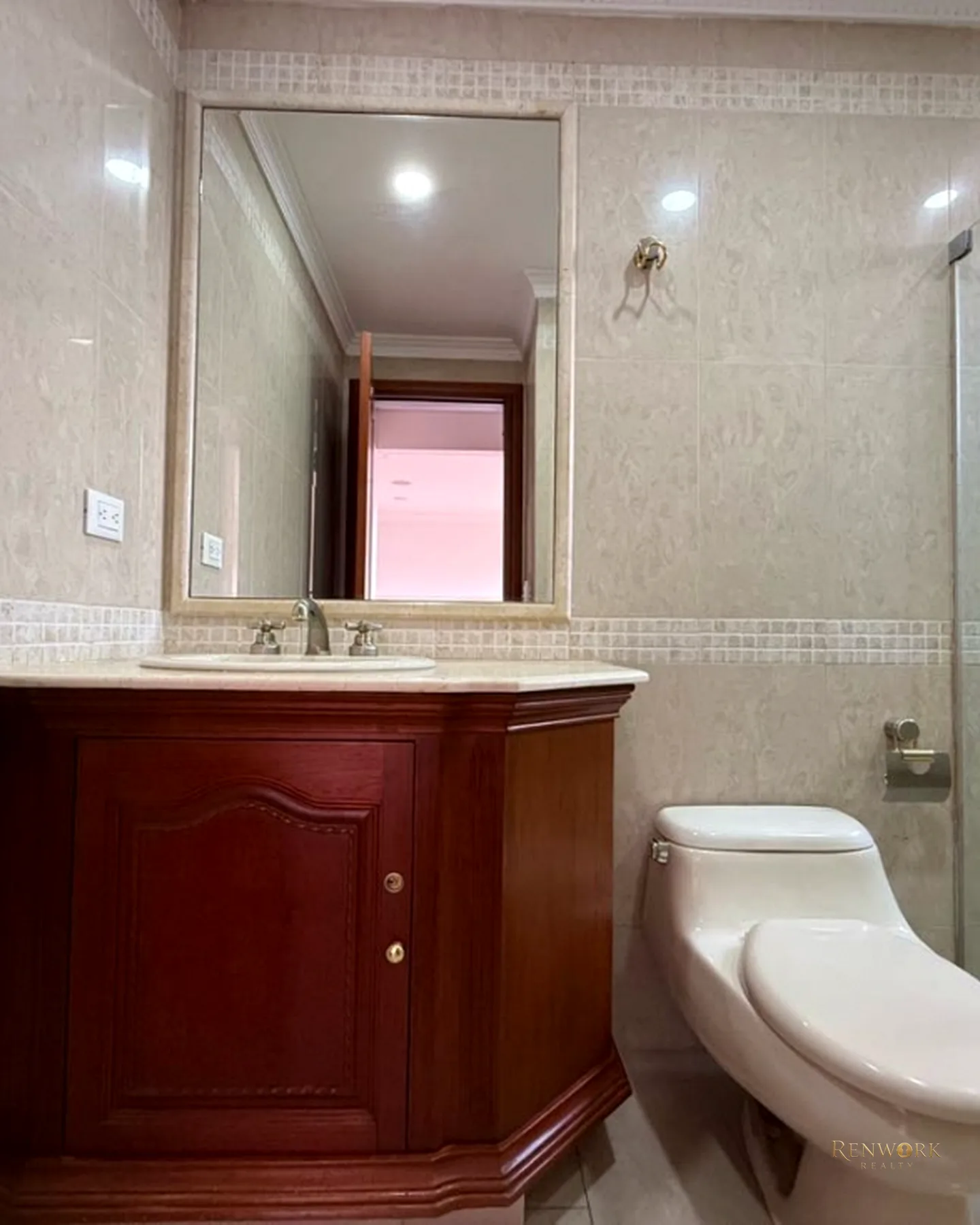 VENTA APARTAMENTO CERCA AL C.C EL TESORO · foto 13