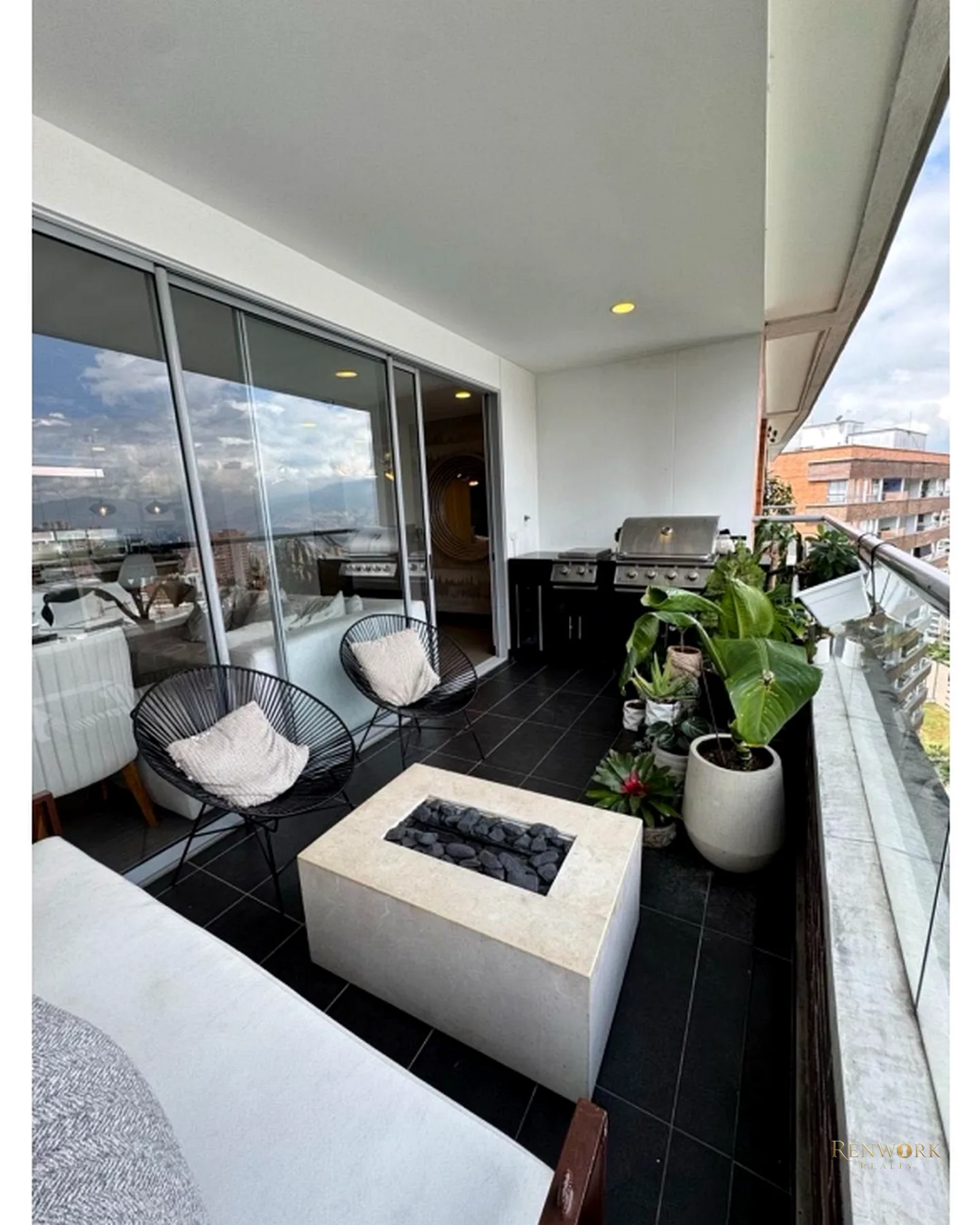 VENTA APARTAMENTO CON LA VISTA MÁS DIVINA EN LOS BALSOS · foto 8