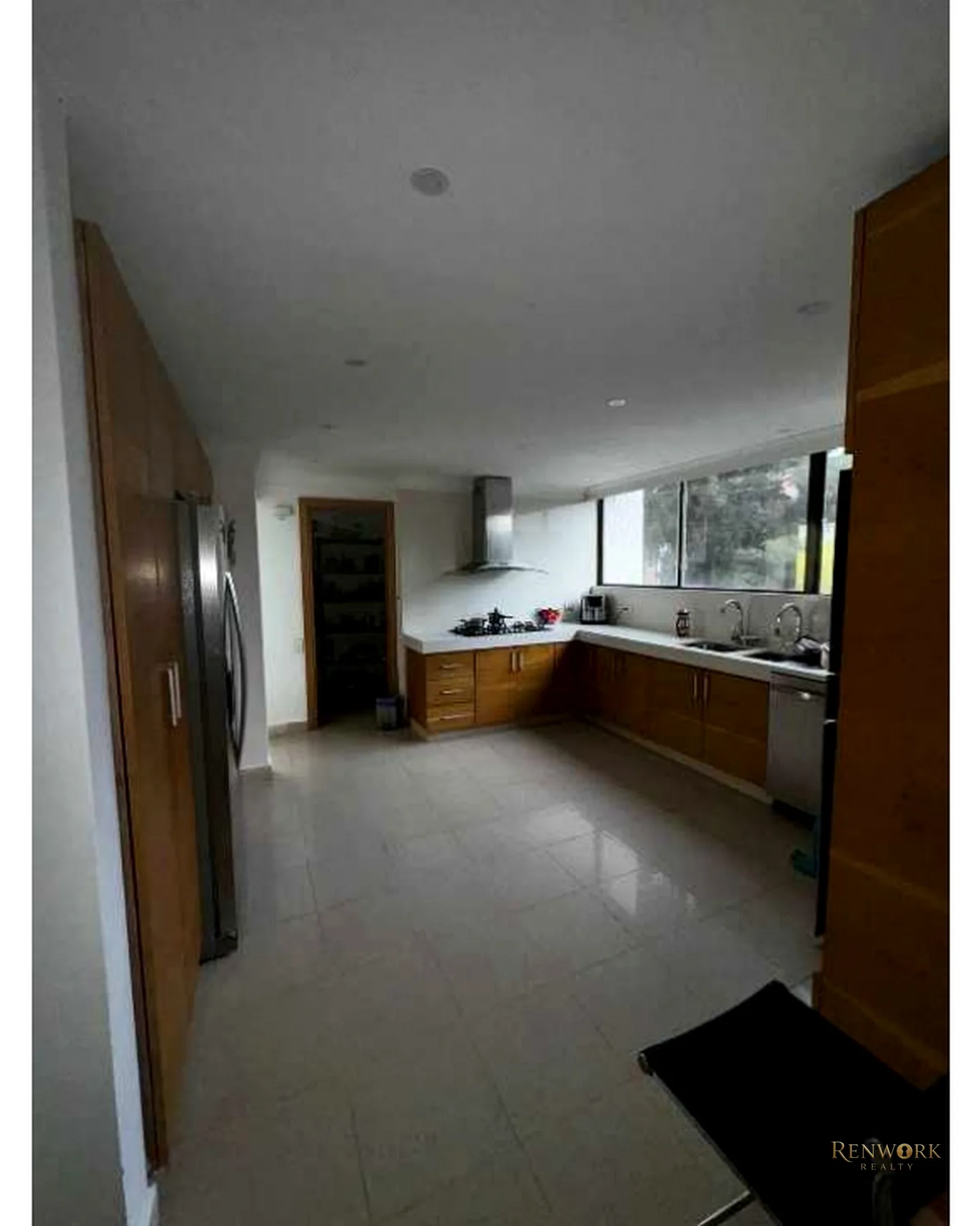 VENTA APARTAMENTO CON PISCINA EN EL POBLADO · foto 4