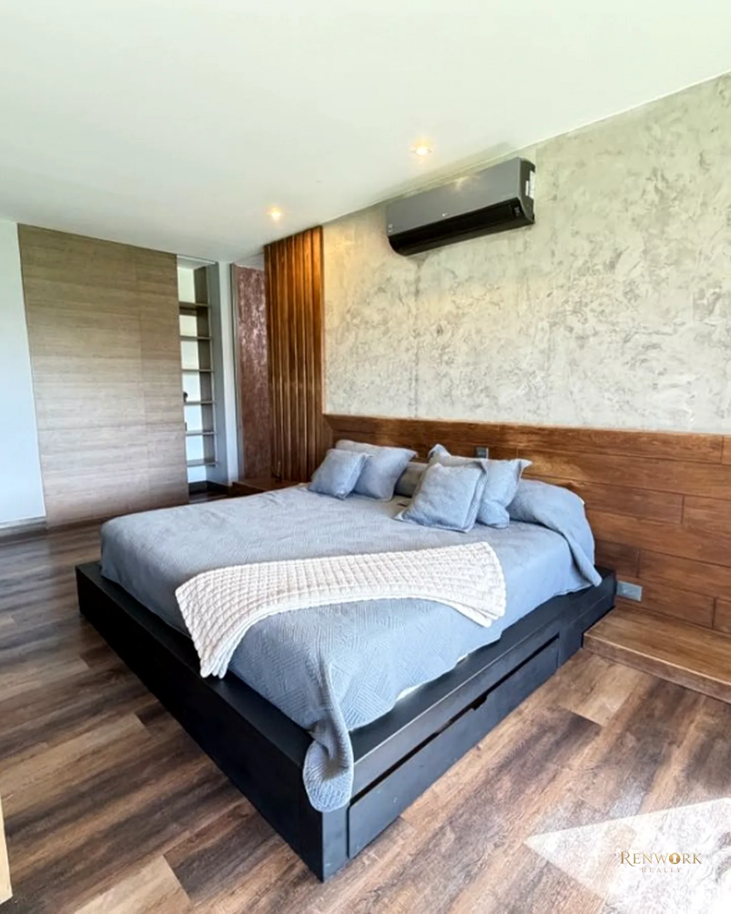 VENTA APARTAMENTO CON SÚPER TERRAZA EN SAN LUCAS · foto 9