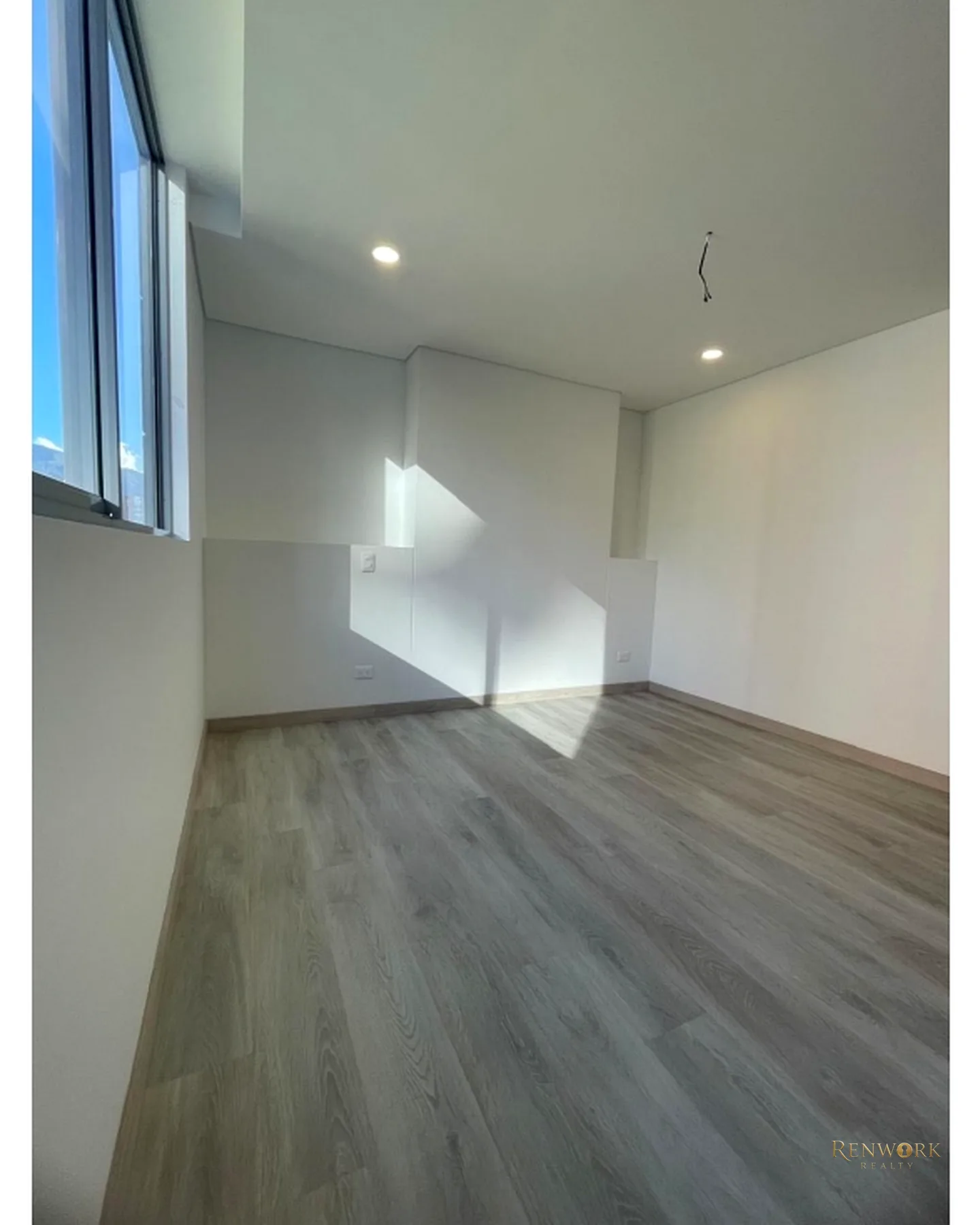 VENTA APARTAMENTO CON TERRAZA ENVIGADO · foto 4