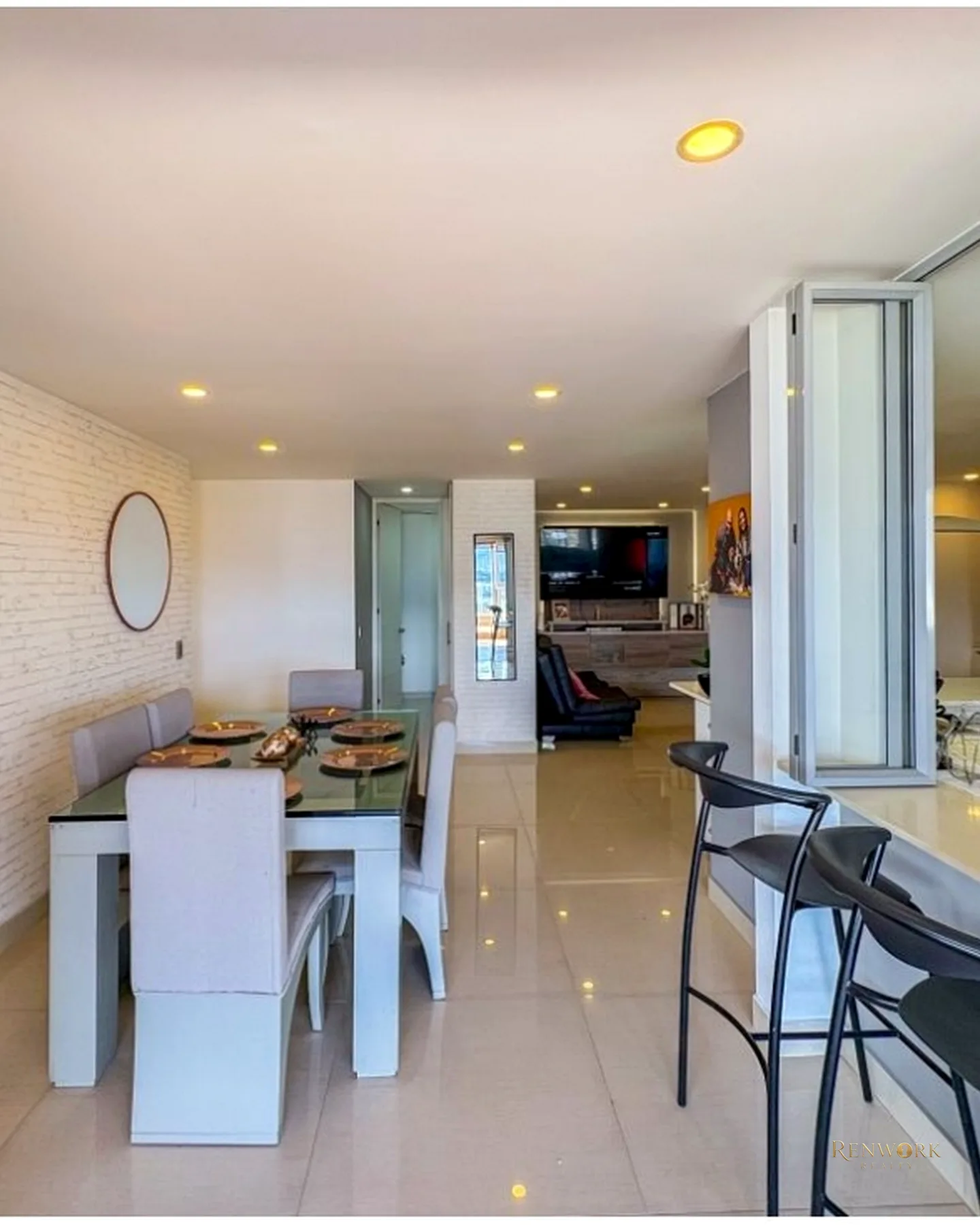 VENTA APARTAMENTO CON TERRAZA POBLADO PALMAS · foto 6