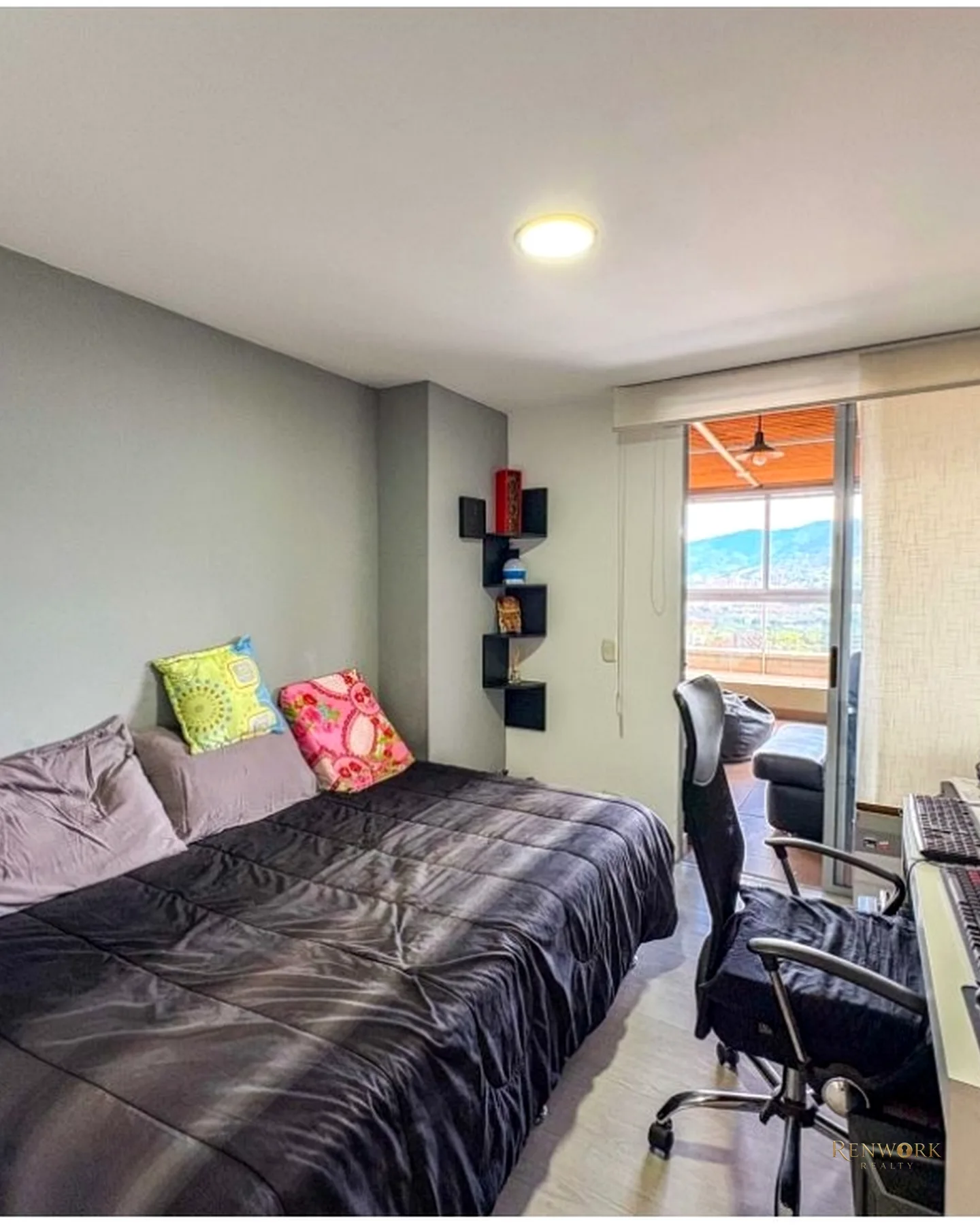 VENTA APARTAMENTO CON TERRAZA POBLADO PALMAS · foto 8