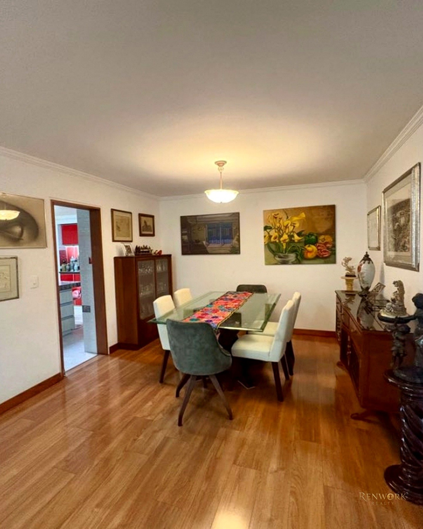 VENTA - APARTAMENTO DE 264 M² EN EL POBLADO CERCA AL CAMPESTRE · foto 2
