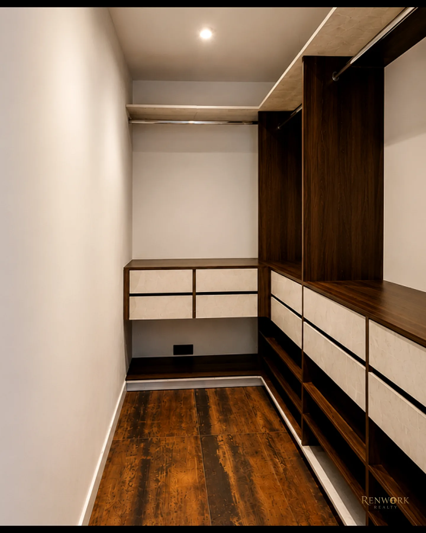 VENTA | APARTAMENTO DE LUJO EN EL POBLADO | 2 HABS + SERVICIO · foto 10