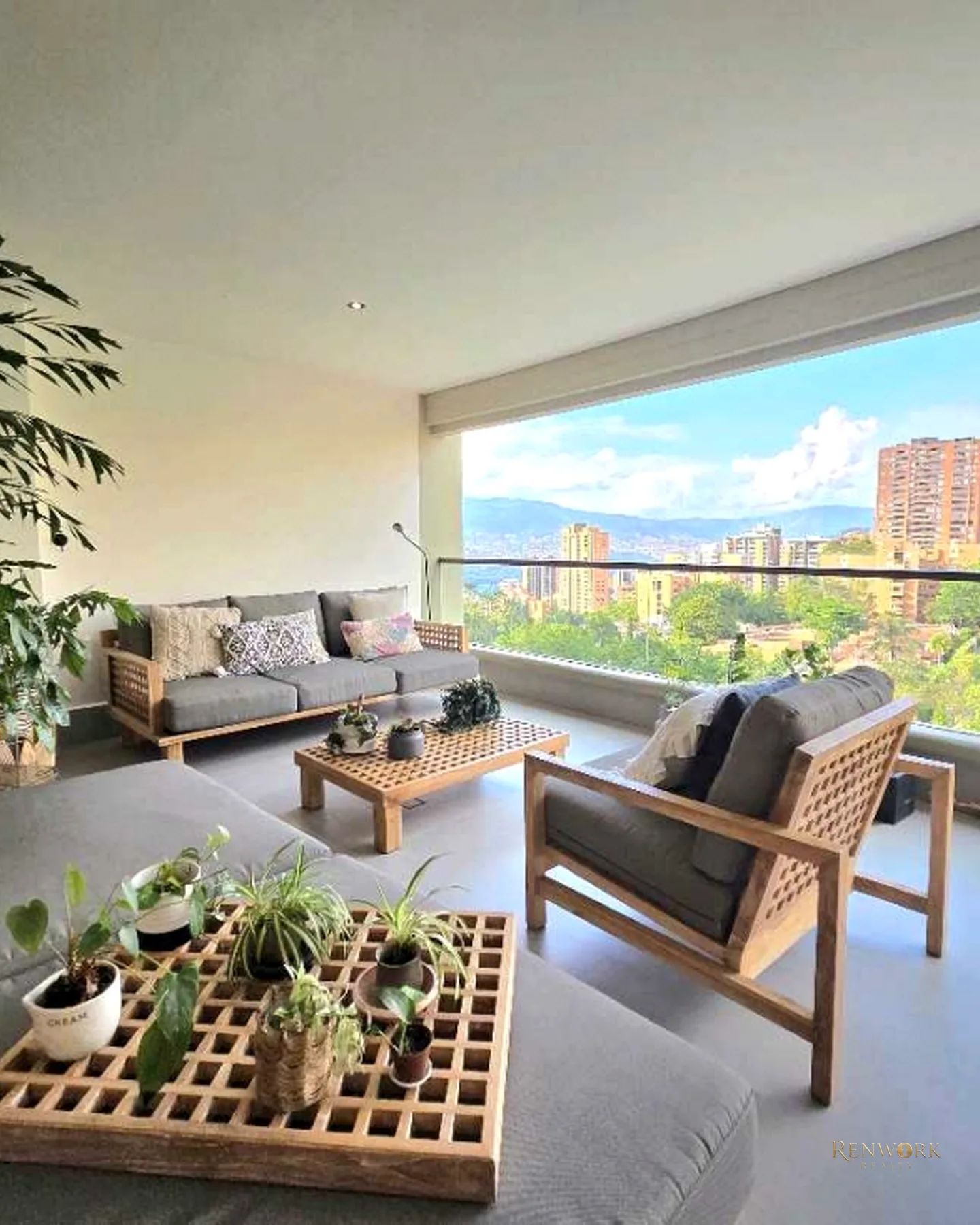 VENTA APARTAMENTO DE LUJO LOS BALSOS EL POBLADO 295 M2 · foto 1