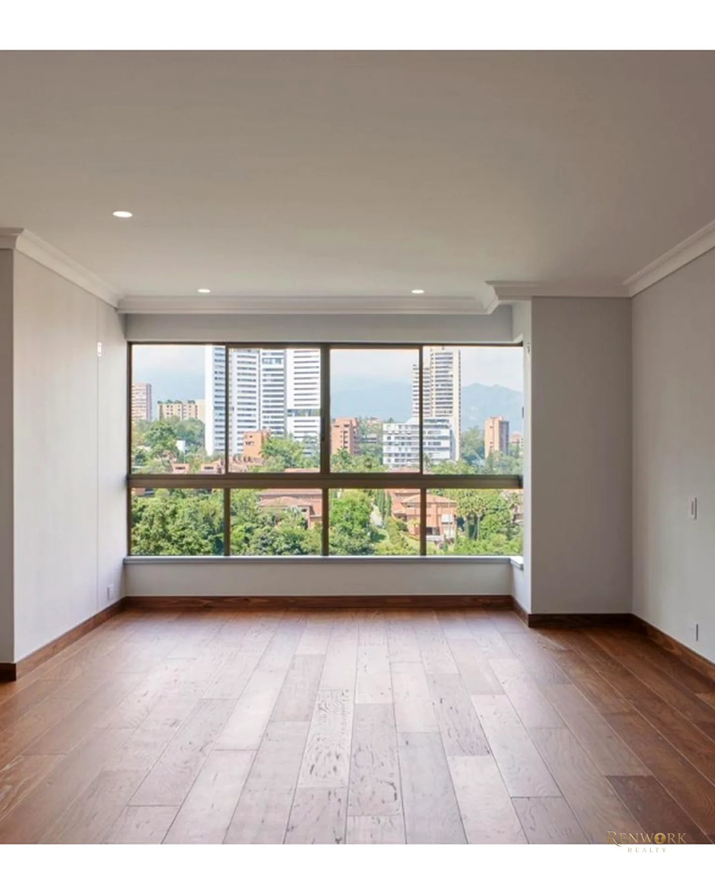 VENTA: APARTAMENTO DE LUJO | LOS BALSOS, POBLADO · foto 8