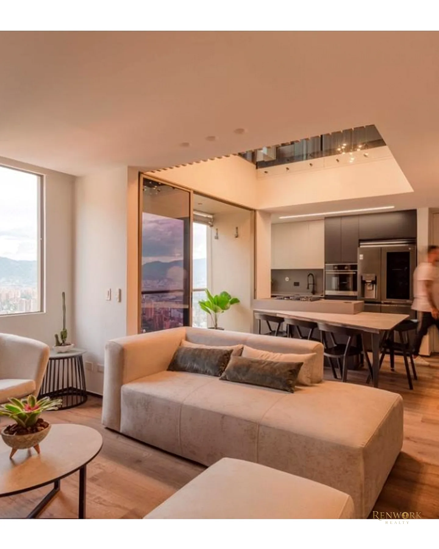 VENTA APARTAMENTO DUPLEX ALTOS DEL POBLADO MEDELLIN MLD · foto 1