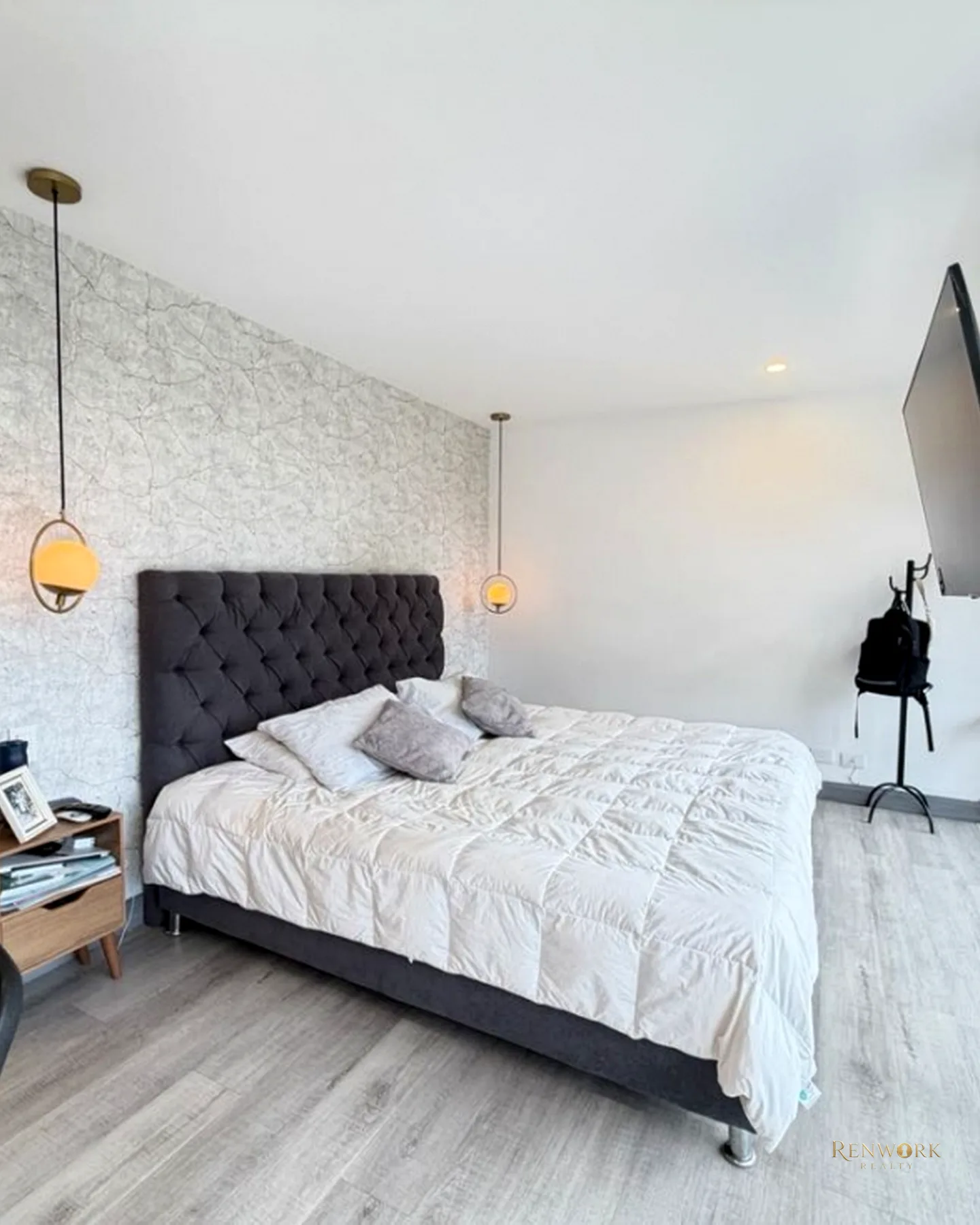 VENTA APARTAMENTO DUPLEX CON TERRAZA, REMODELADO, CERCA AL TESORO 🥰 · foto 6