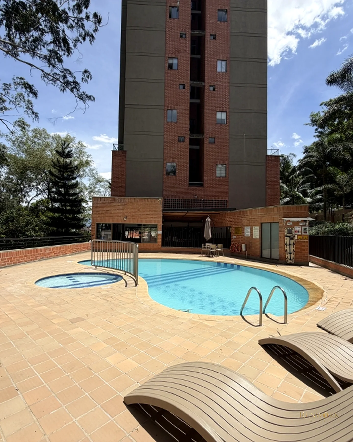 VENTA APARTAMENTO DUPLEX EL POBLADO SAN LUCAS VISTA VERDE · foto 14