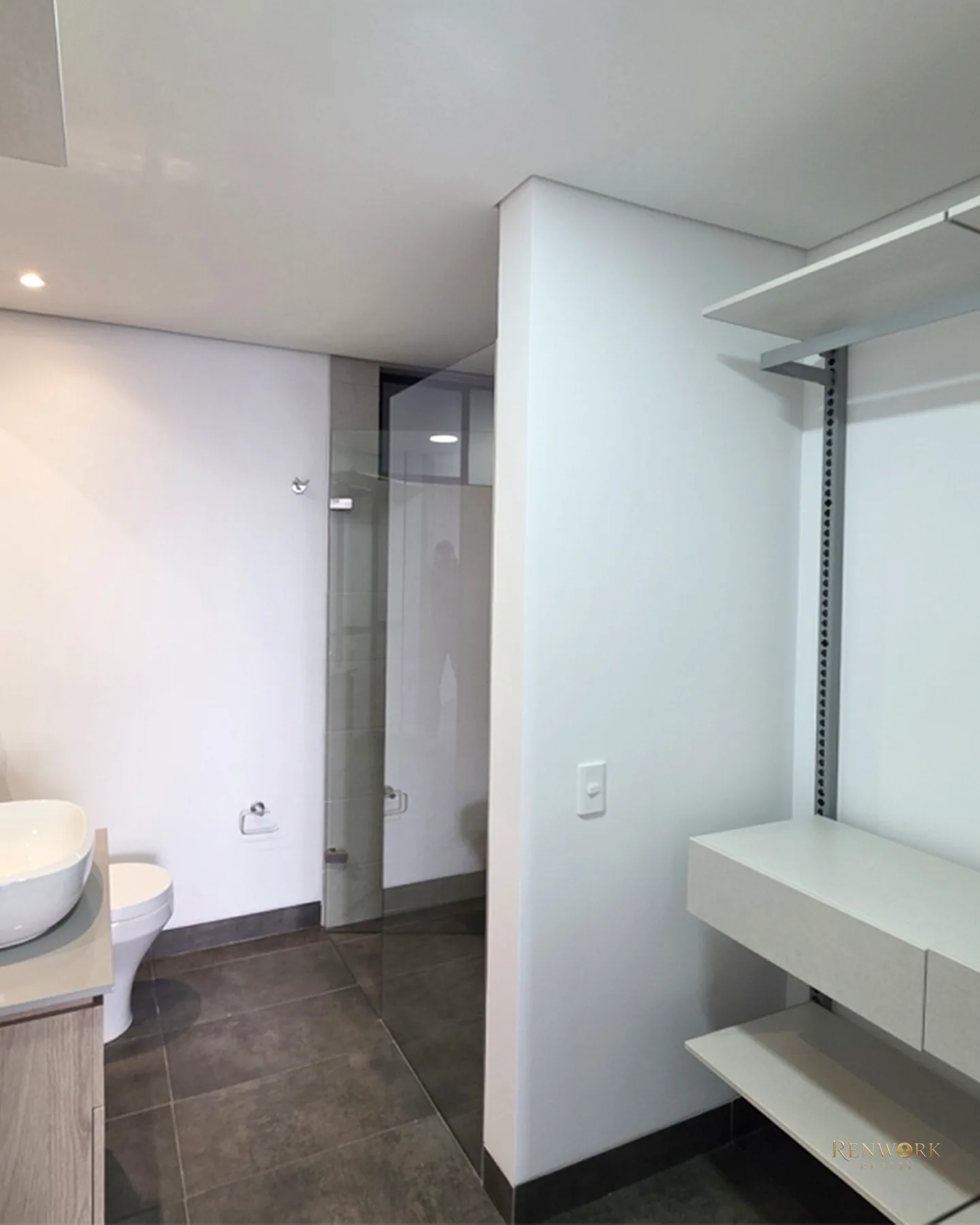 VENTA APARTAMENTO EL POBLADO CERCA AL TESORO, PARA ESTRENAR. PISO ALTO · foto 16